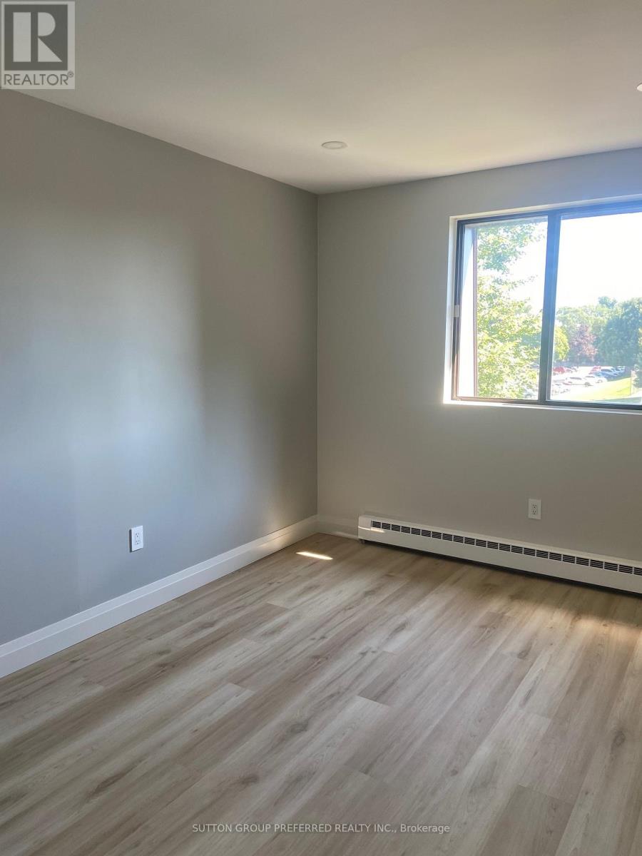 302 - 225 Campus Parkway, Chatham-Kent, Ontario  N7L 4X2 - Photo 8 - X13162448