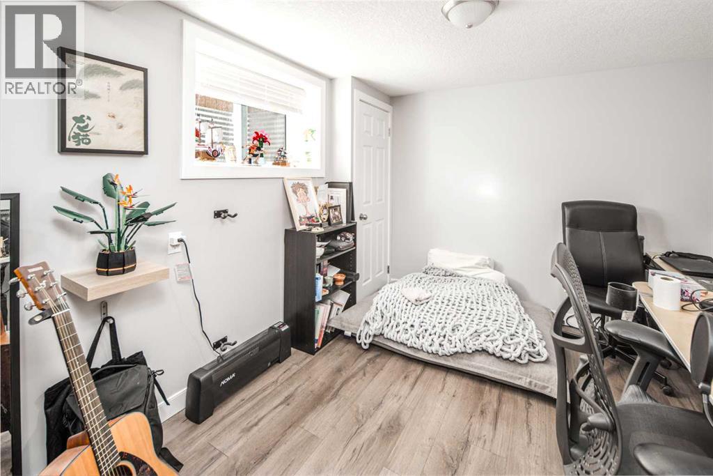 180 Woodglen Way SW, Calgary, Alberta  T2W 4T3 - Photo 25 - A2312843