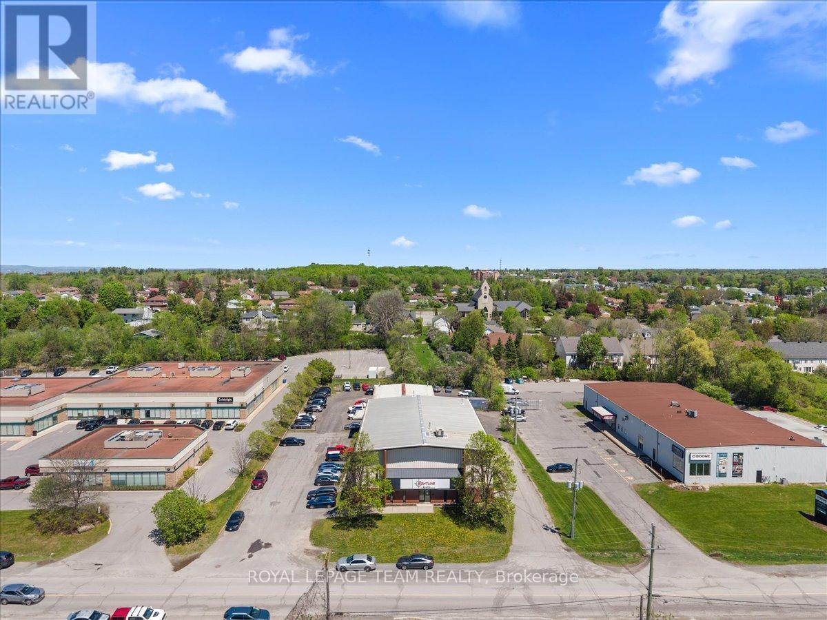 24 Edgewater Street, Ottawa, Ontario K2L 1V8 - Photo 1 - X13162170