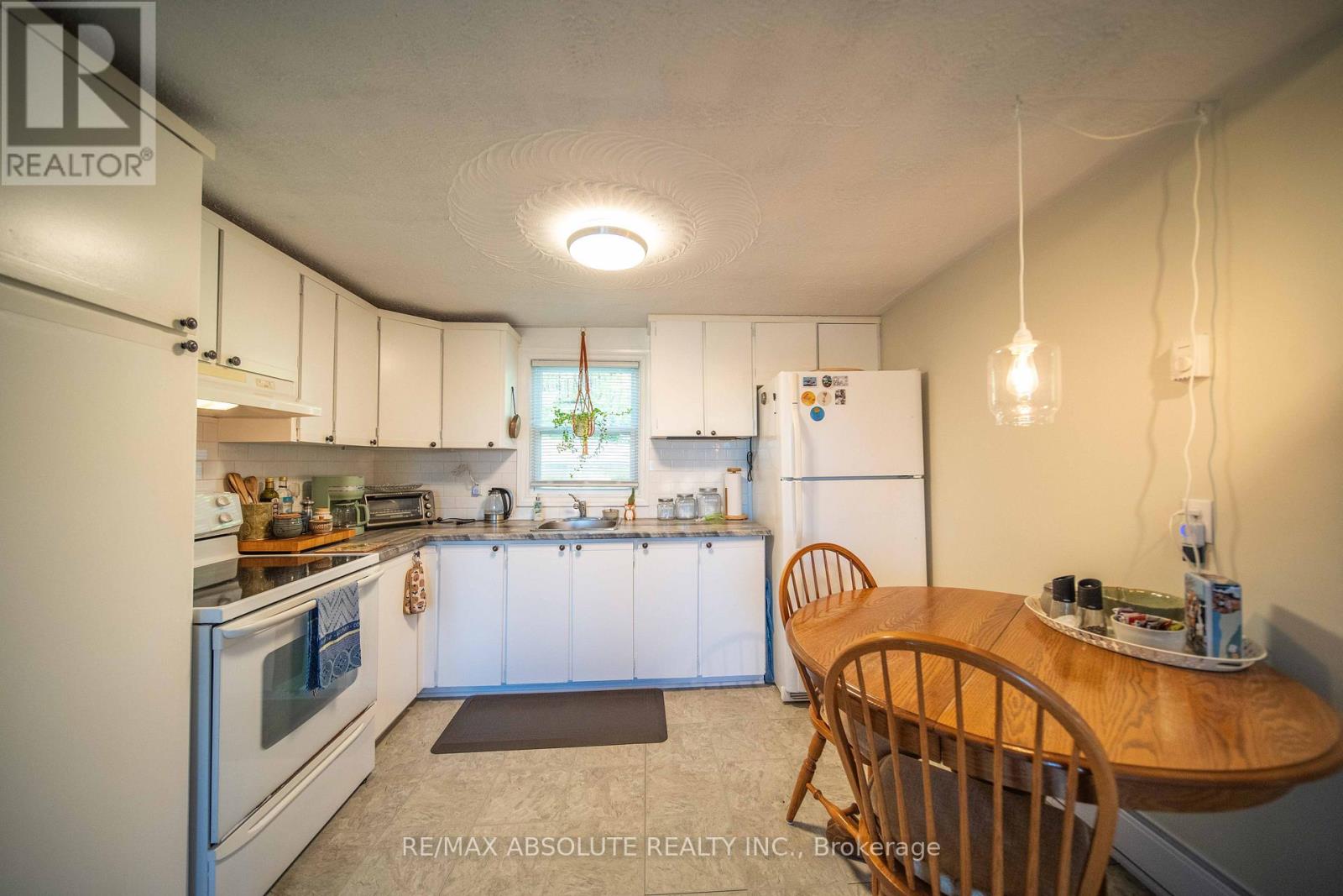 60 Leclair Road W Road, Alfred And Plantagenet, Ontario  K0B 1L0 - Photo 12 - X13162336