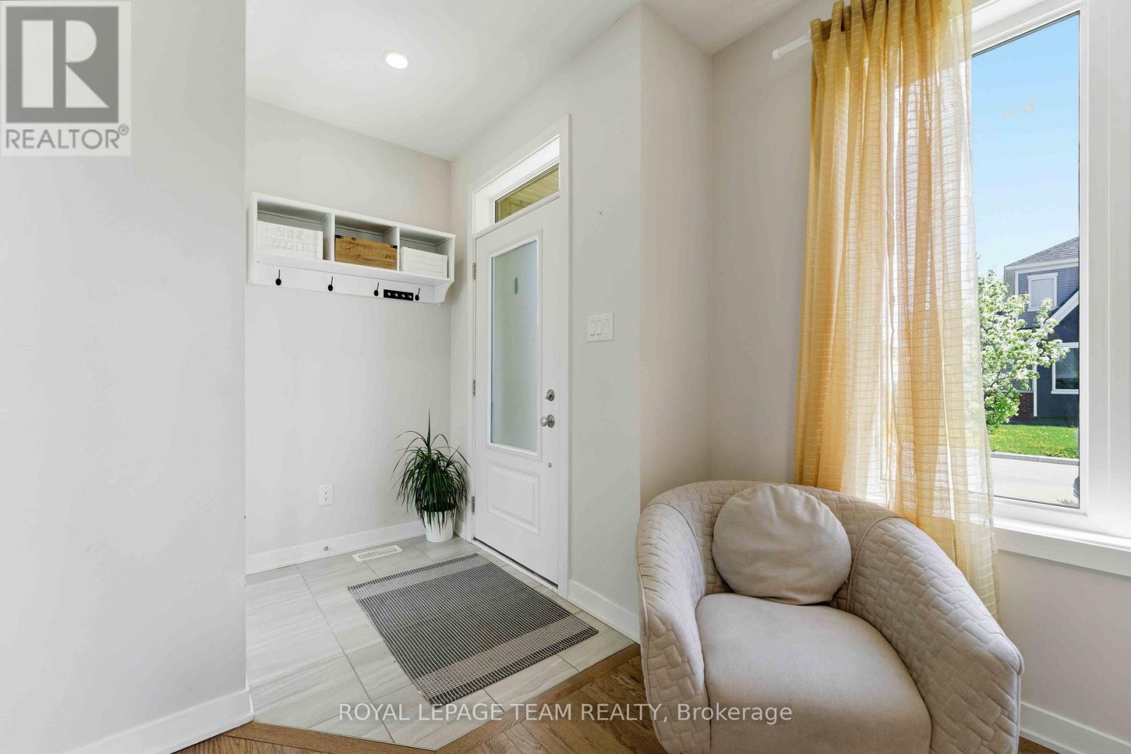 3048 Travertine Way, Ottawa, Ontario  K2J 6W9 - Photo 3 - X13162340