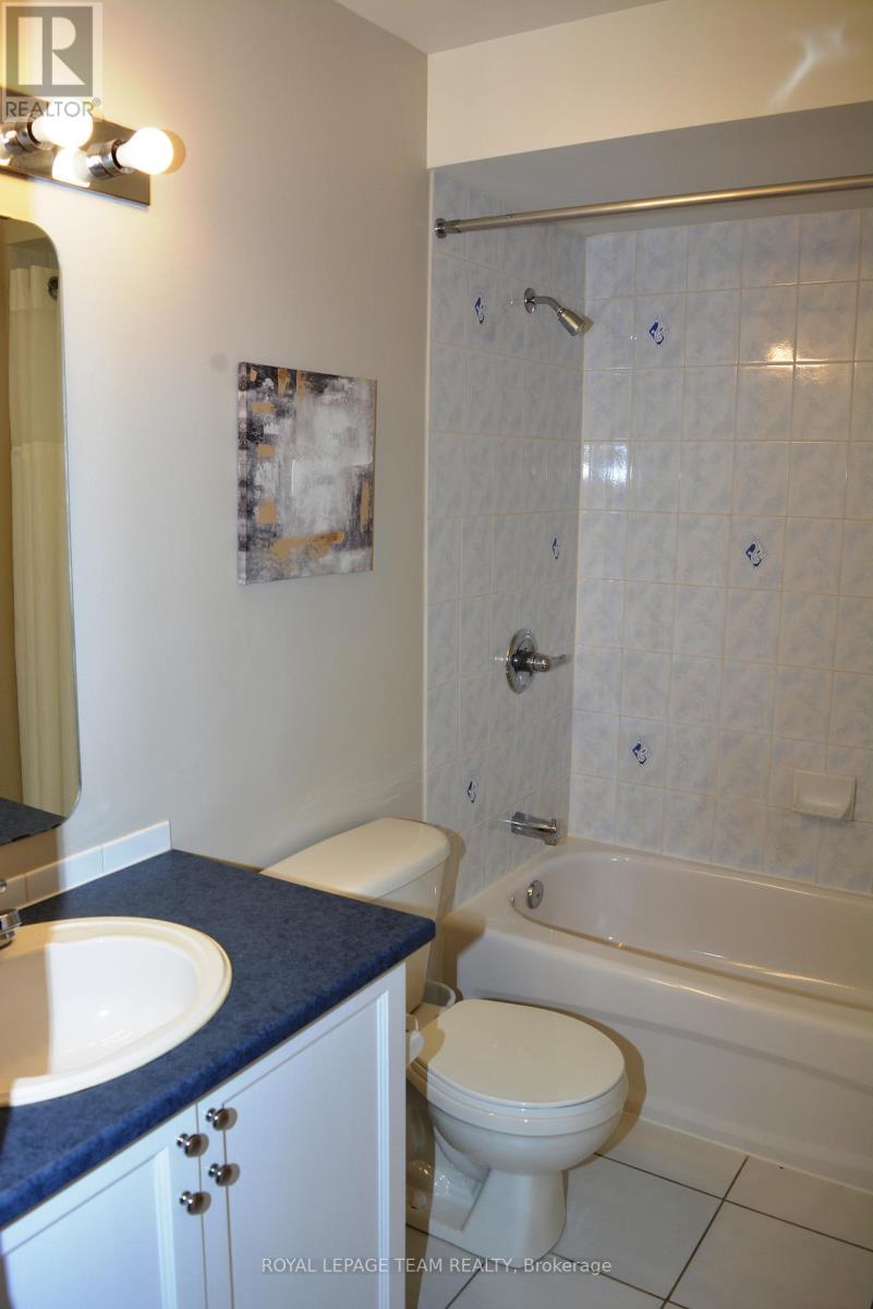 1345 Halton Terrace, Ottawa, Ontario  K2K 3J2 - Photo 10 - X13162402