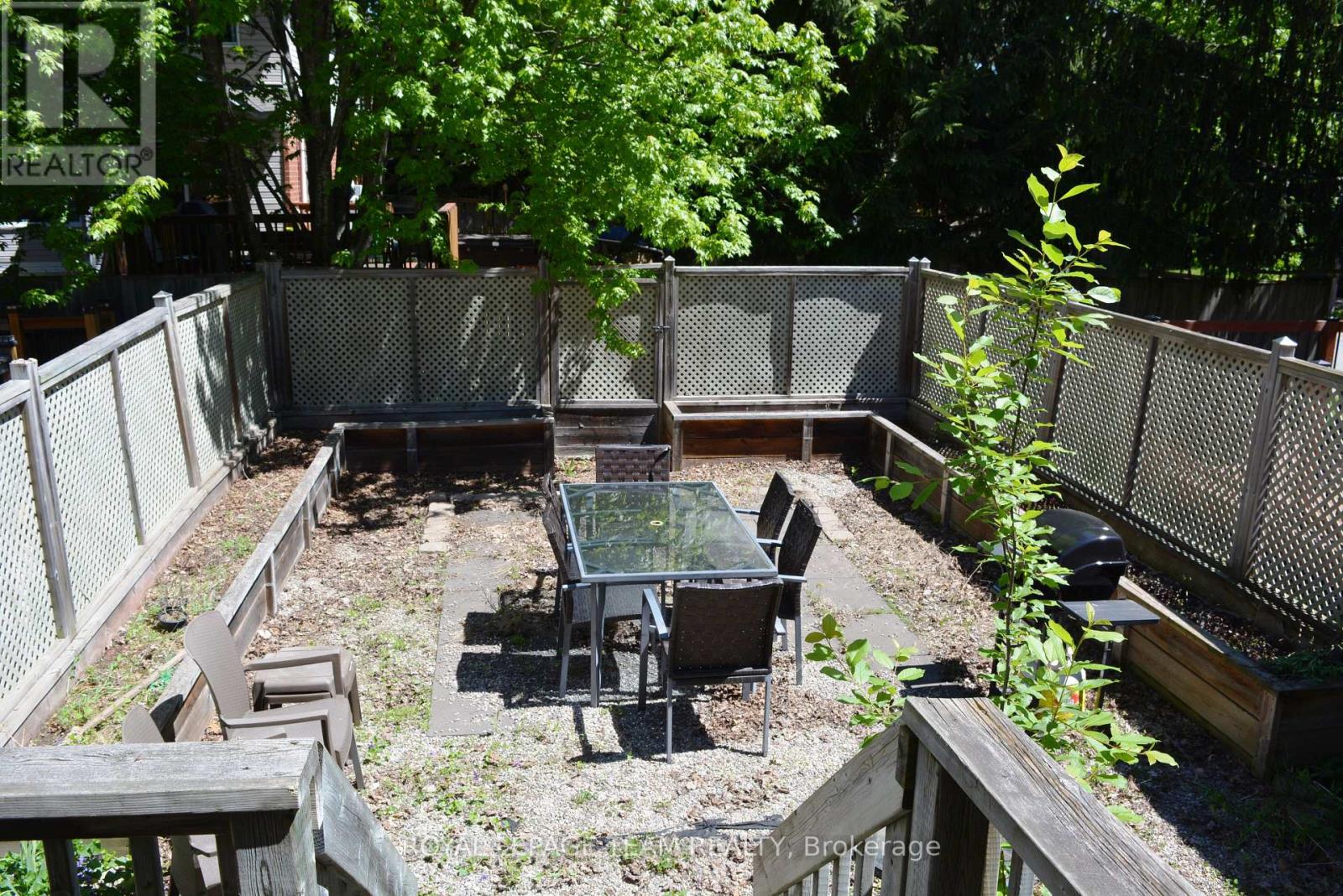 1345 Halton Terrace, Ottawa, Ontario  K2K 3J2 - Photo 2 - X13162402