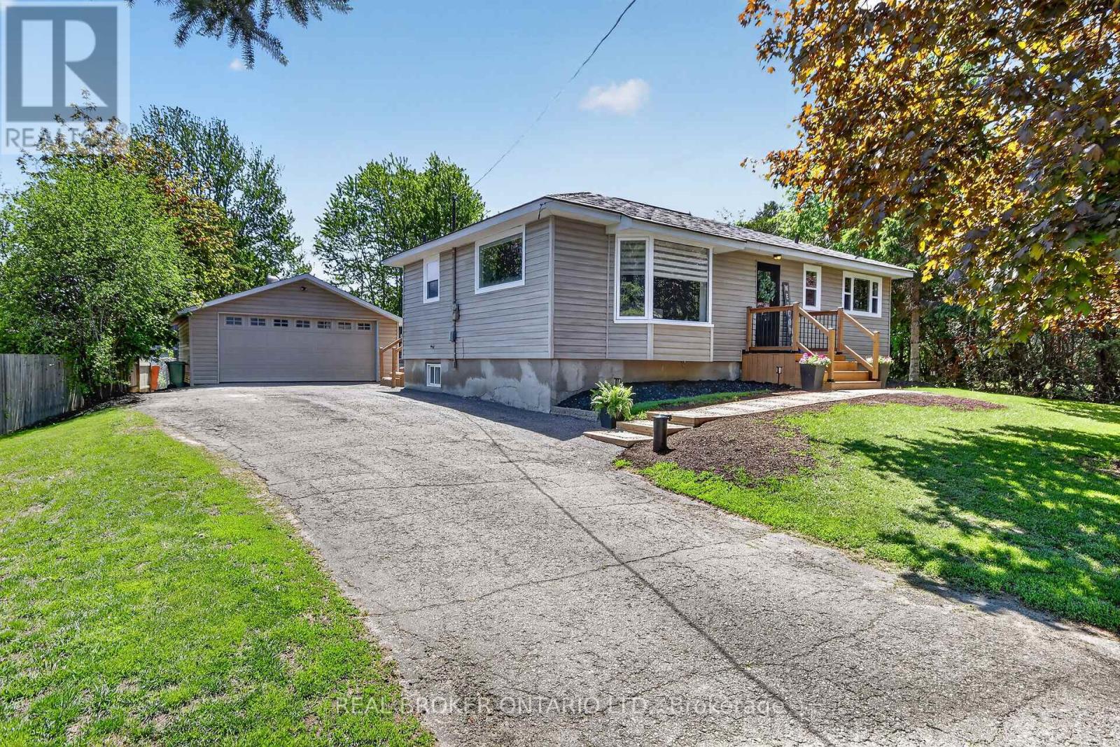 5626 Owen Street, Ottawa, Ontario K0A 2W0 - Photo 2 - X13162446