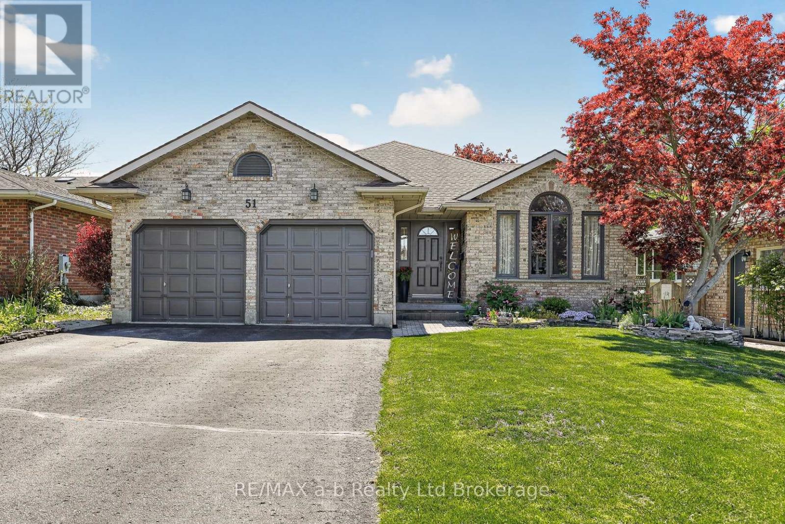 51 Mason Drive, Ingersoll, Ontario  N5C 4A4 - Photo 2 - X13162134