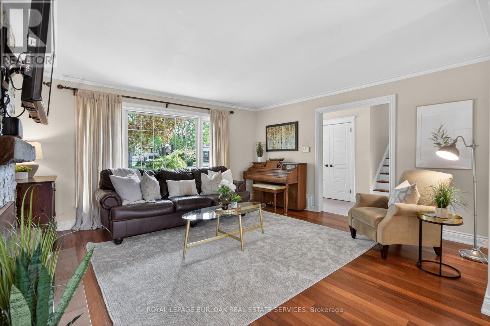 27 Shortland Crescent, Toronto, Ontario  M9R 2T2 - Photo 6 - W13161898