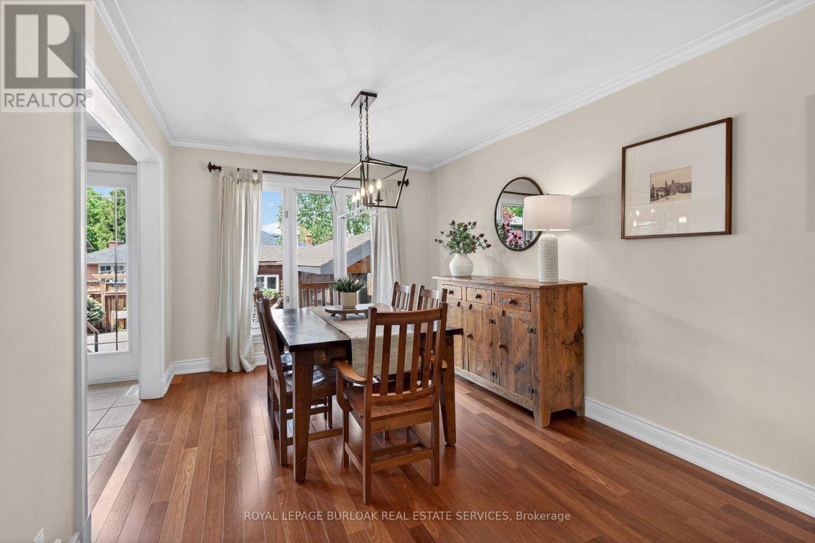 27 Shortland Crescent, Toronto, Ontario  M9R 2T2 - Photo 8 - W13161898