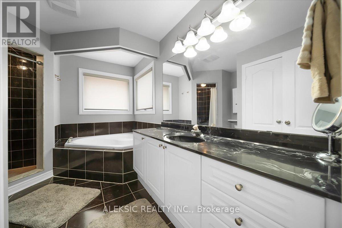 33 Hillpath Crescent, Brampton, Ontario  L6Z 4T7 - Photo 22 - W13161958