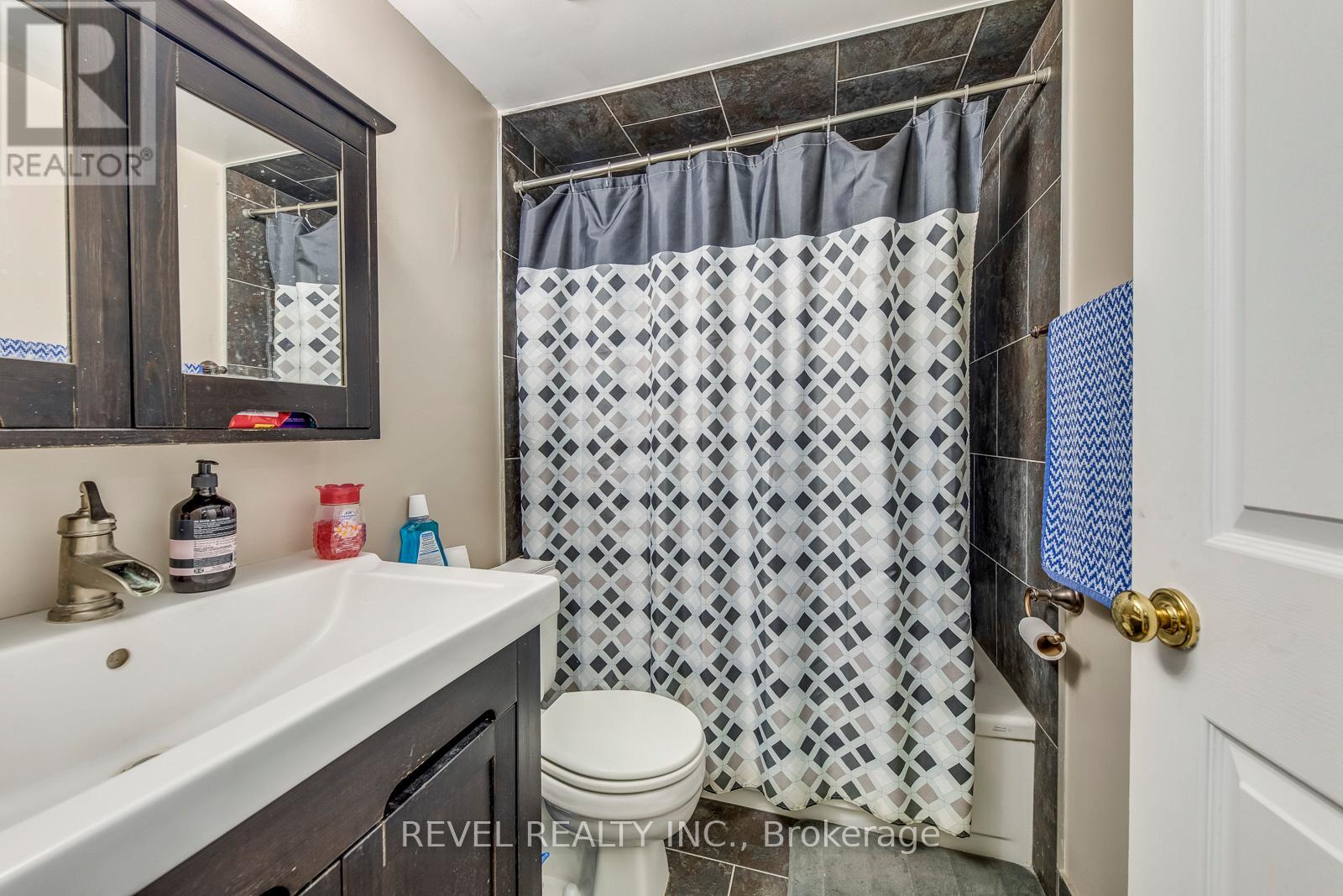 216 - 250 Webb Drive, Mississauga, Ontario  L5B 3Z4 - Photo 17 - W13162014
