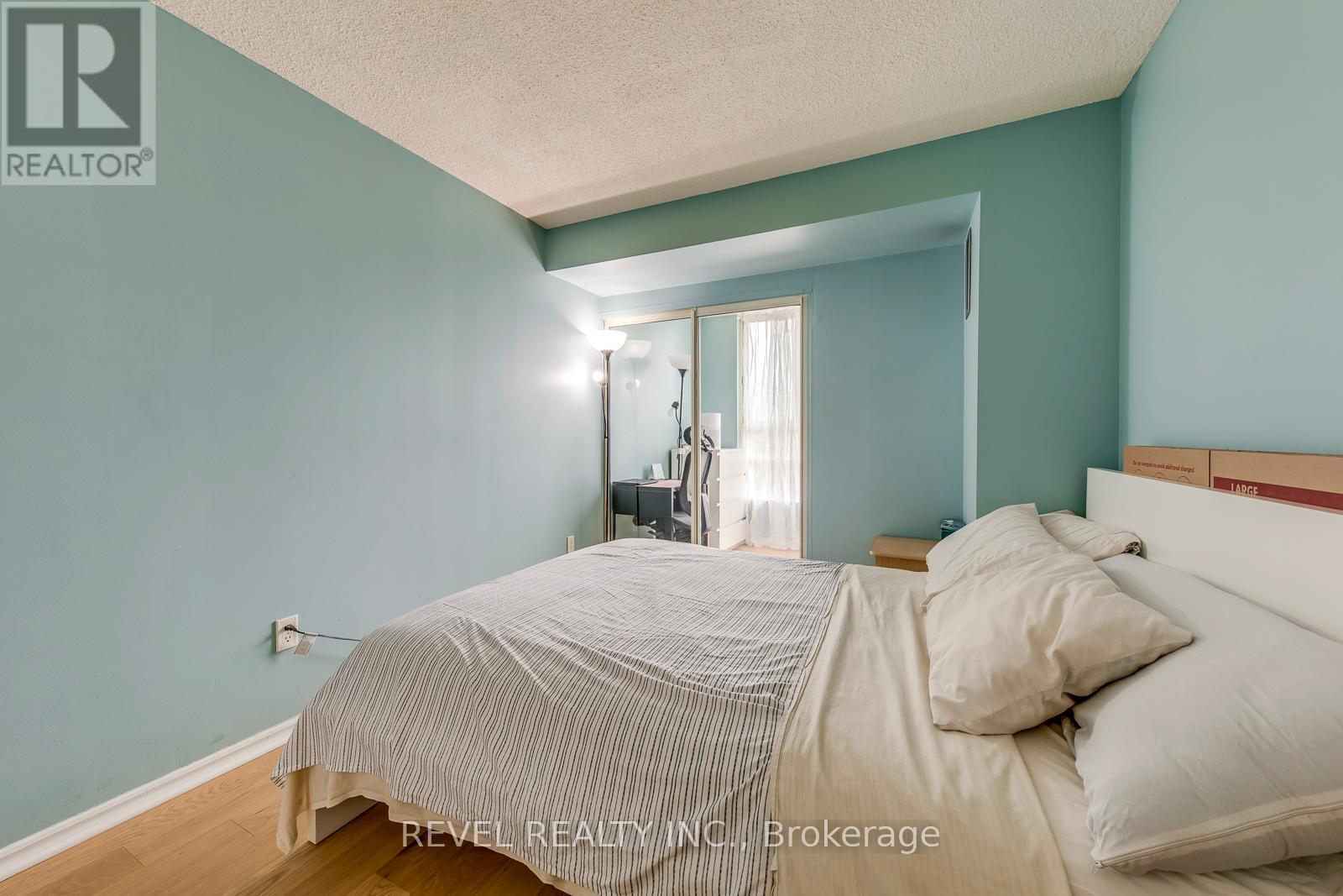 216 - 250 Webb Drive, Mississauga, Ontario  L5B 3Z4 - Photo 18 - W13162014