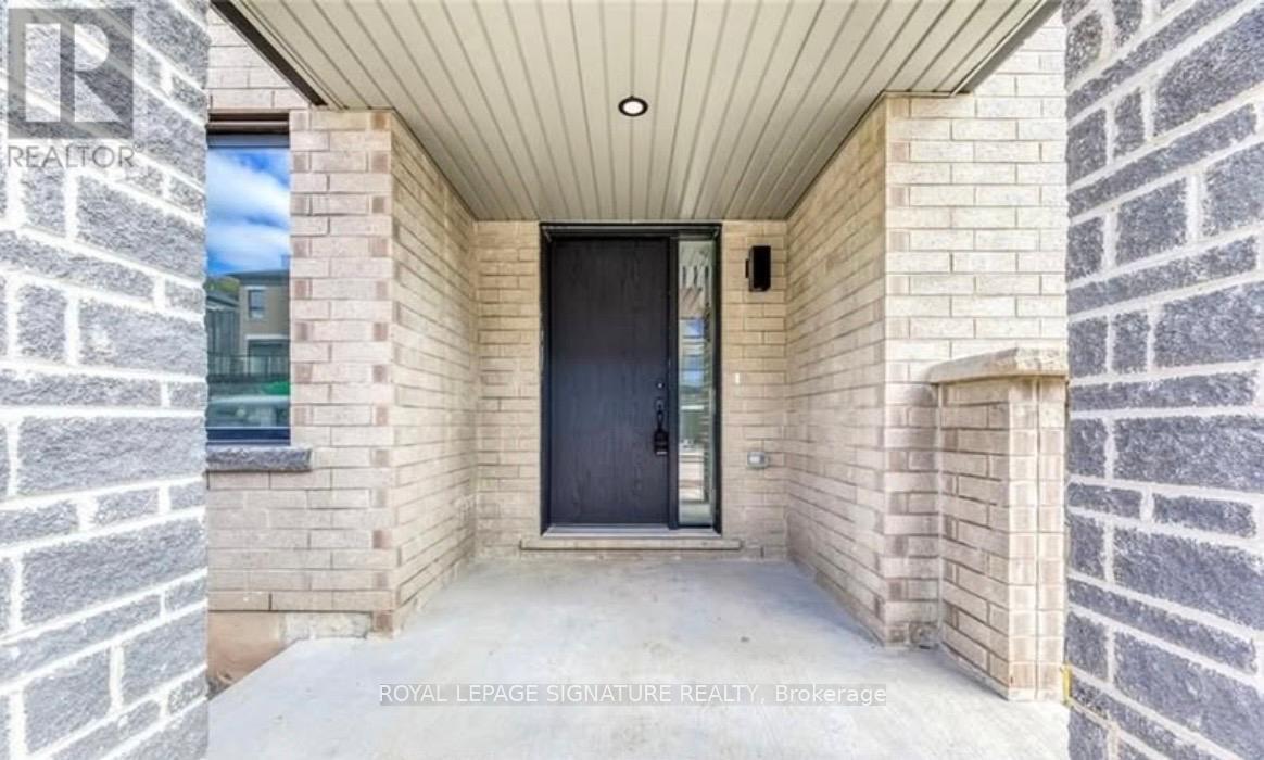 2498 Badger Crescent, Oakville, Ontario  L6M 5M1 - Photo 3 - W13162022