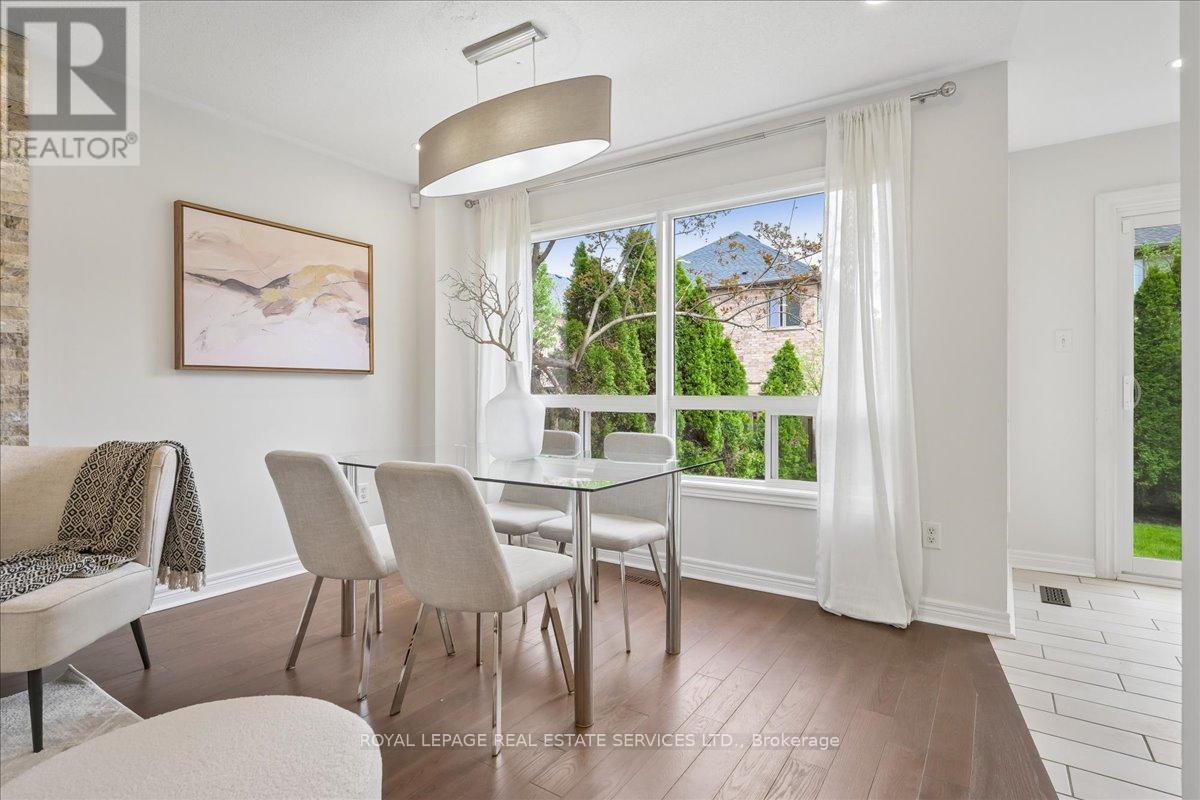 1493 Derby County Crescent, Oakville, Ontario  L6M 4N9 - Photo 11 - W13162050