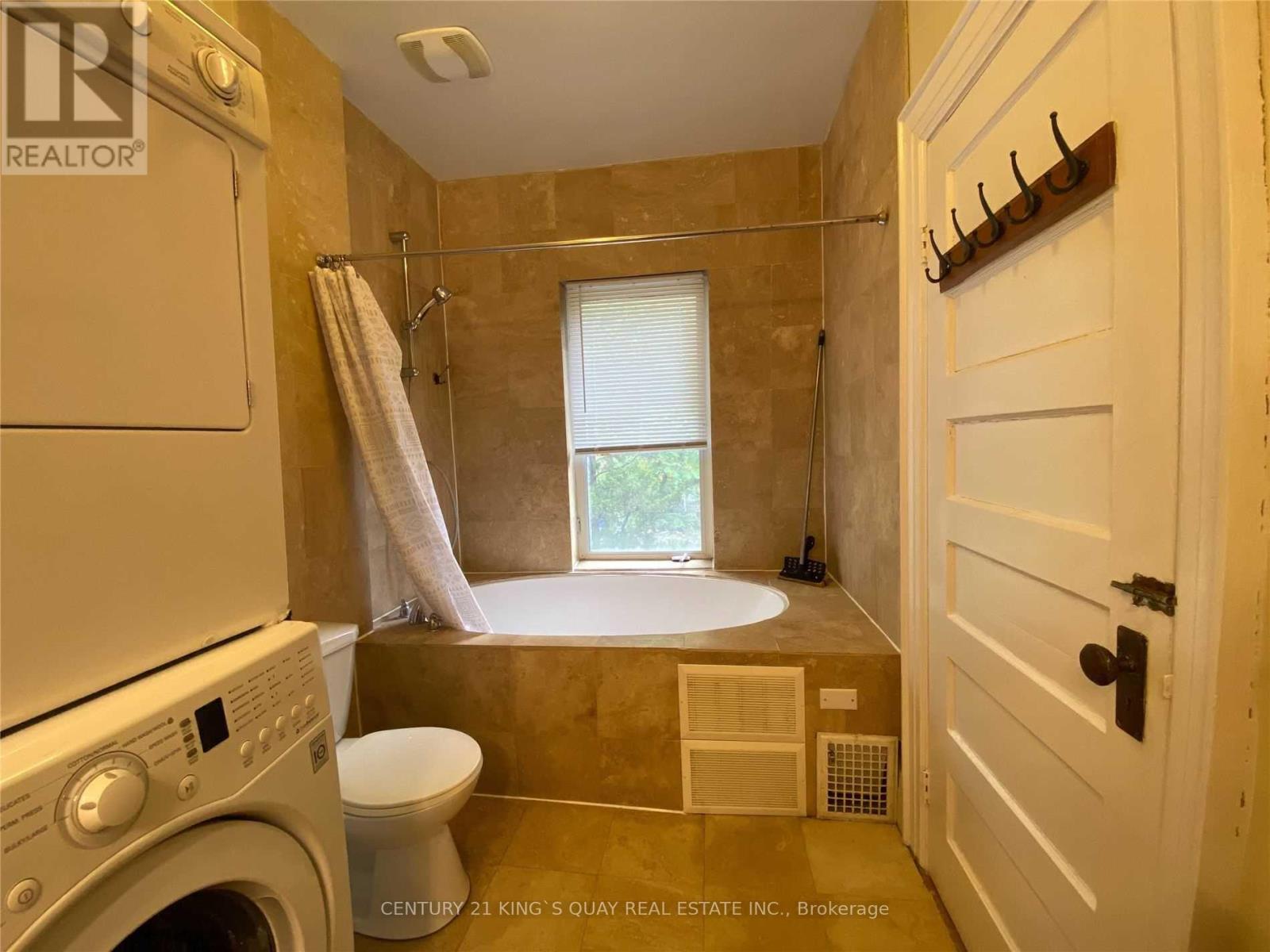 2nd Flr - 154 Sorauren Avenue, Toronto, Ontario  M6R 2E5 - Photo 13 - W13162058