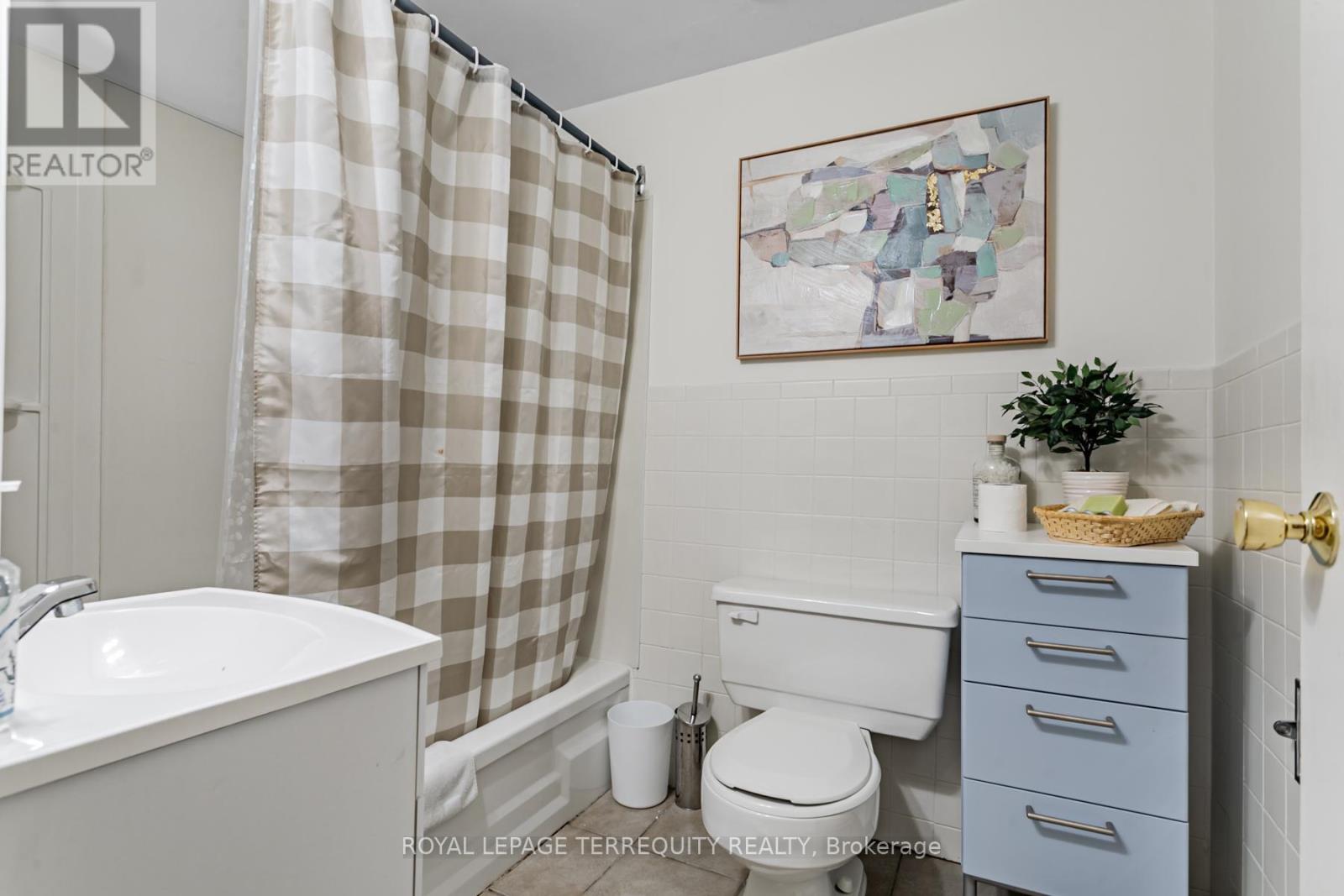 Bsmt - 74 Pine Crest Road, Toronto, Ontario  M6P 3G5 - Photo 15 - W13162086