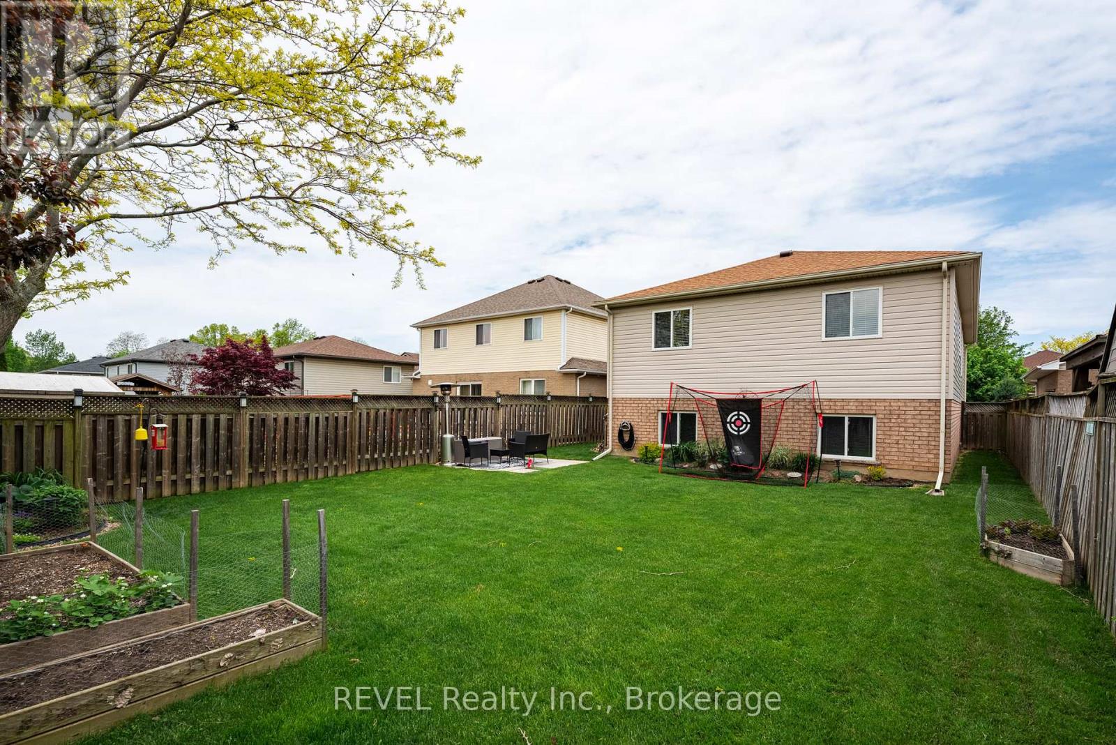 8368 Racey Avenue, Niagara Falls, Ontario  L2H 3M7 - Photo 28 - X13162326
