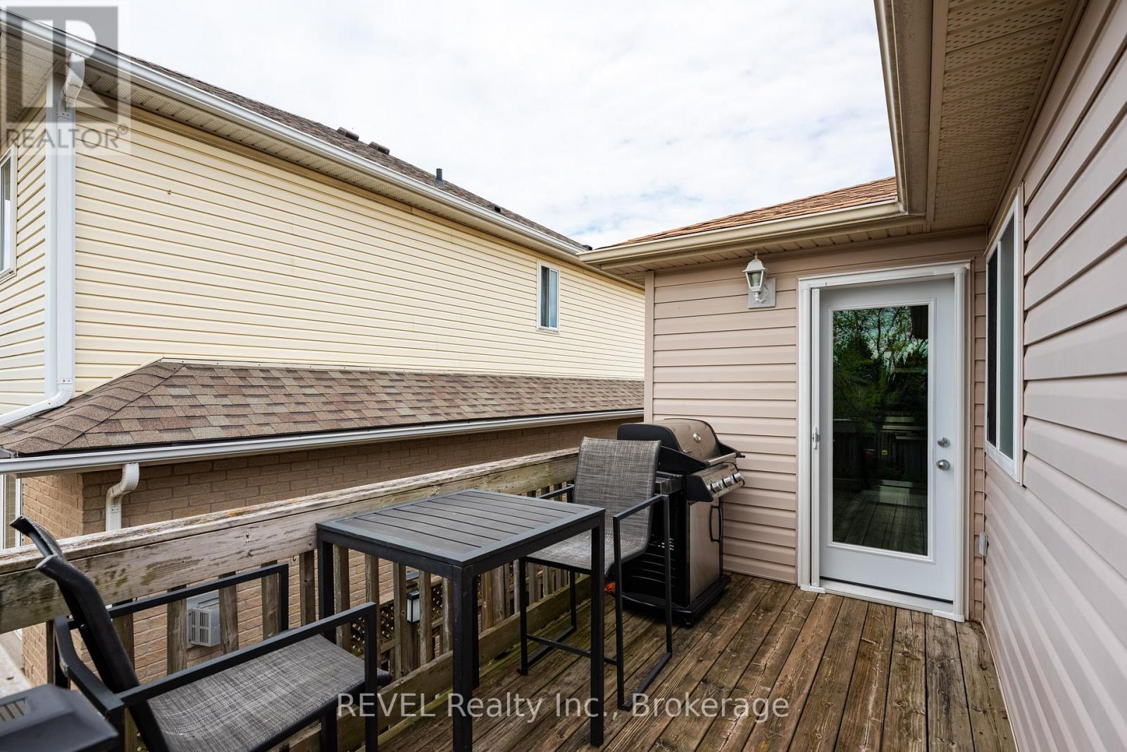 8368 Racey Avenue, Niagara Falls, Ontario  L2H 3M7 - Photo 30 - X13162326