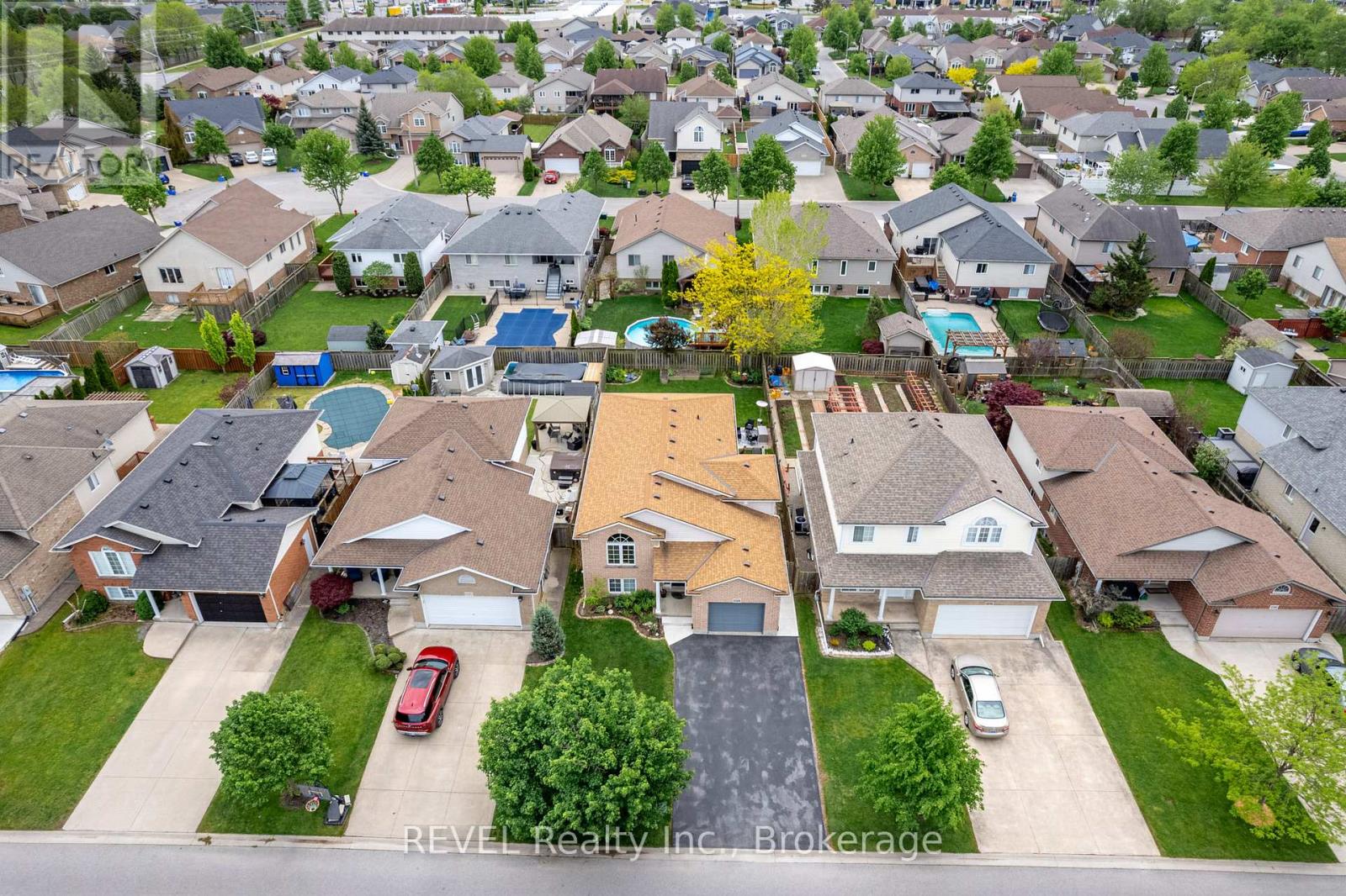 8368 Racey Avenue, Niagara Falls, Ontario  L2H 3M7 - Photo 32 - X13162326