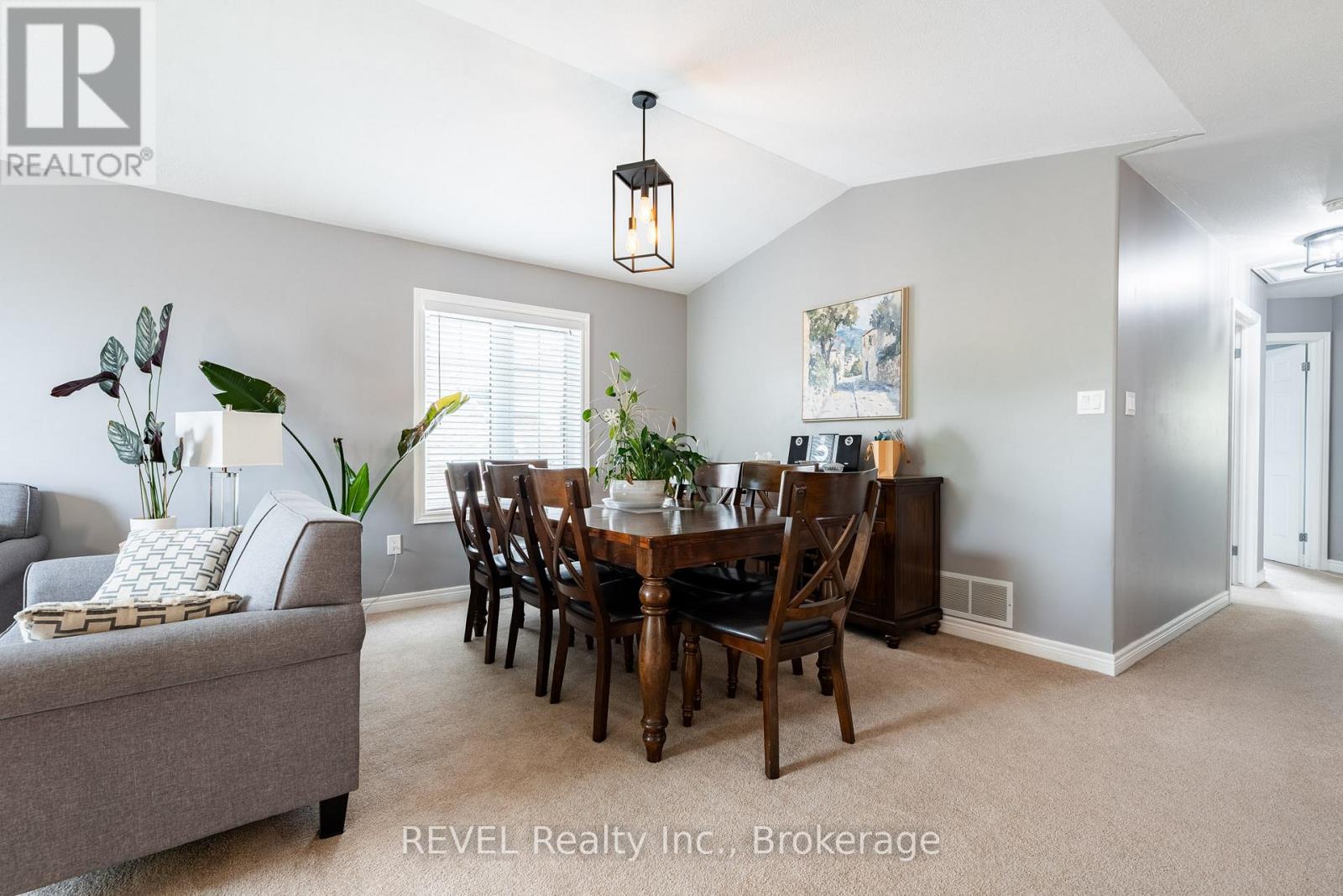 8368 Racey Avenue, Niagara Falls, Ontario  L2H 3M7 - Photo 7 - X13162326
