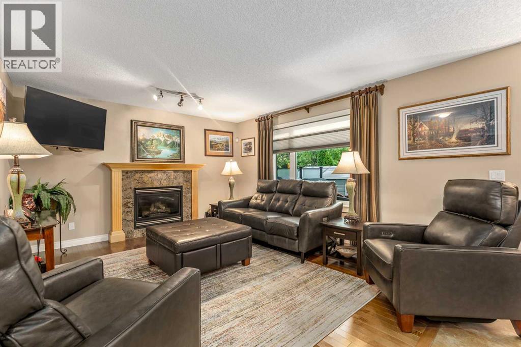 1733 Evergreen Drive SW, Calgary, Alberta  T2Y 3T8 - Photo 7 - A2312993
