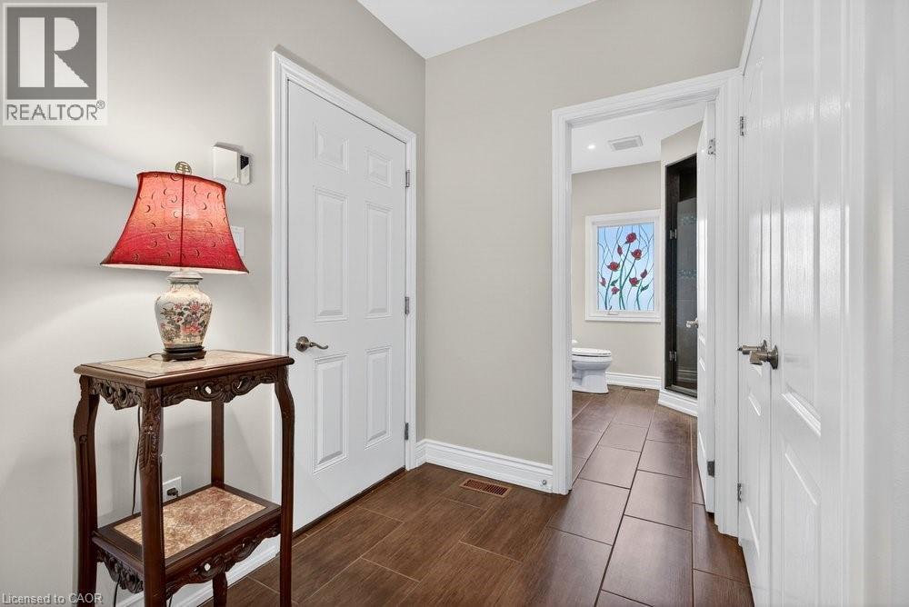 1374 Secord Avenue, Oakville, Ontario  L6L 2L1 - Photo 12 - 40819345