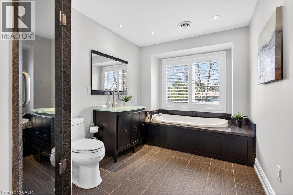 1374 Secord Avenue, Oakville, Ontario  L6L 2L1 - Photo 25 - 40819345