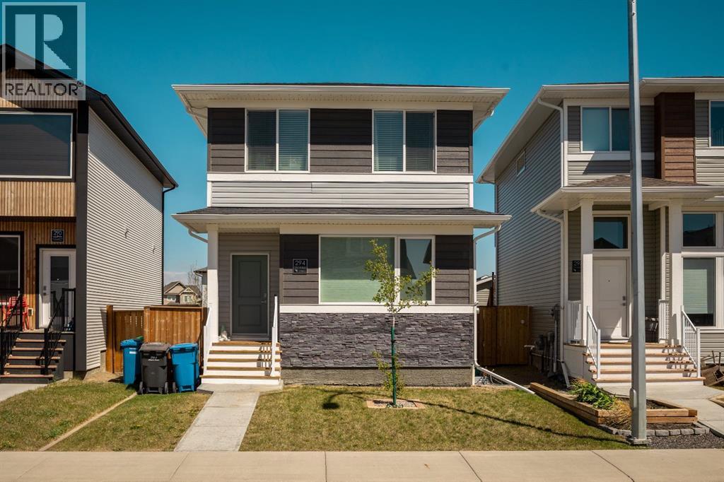 294 Miners Chase W, Lethbridge, Alberta  T1J 5S8 - Photo 1 - A2313715