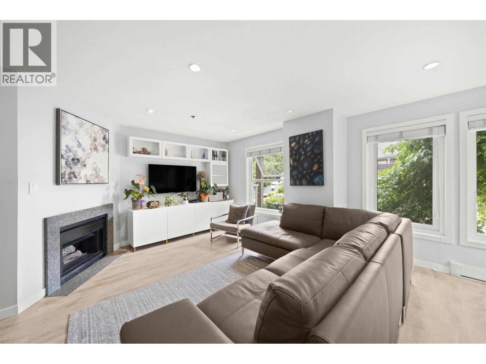 601 W 16th Avenue, Vancouver, British Columbia  V5Z 1S5 - Photo 4 - R3123203