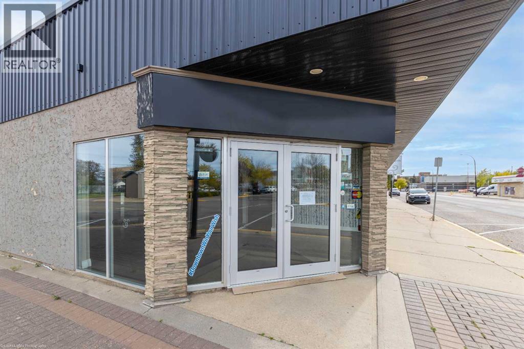 4813 49 Avenue, Lloydminster, Saskatchewan S9V 0L9 - Photo 25 - A2297800