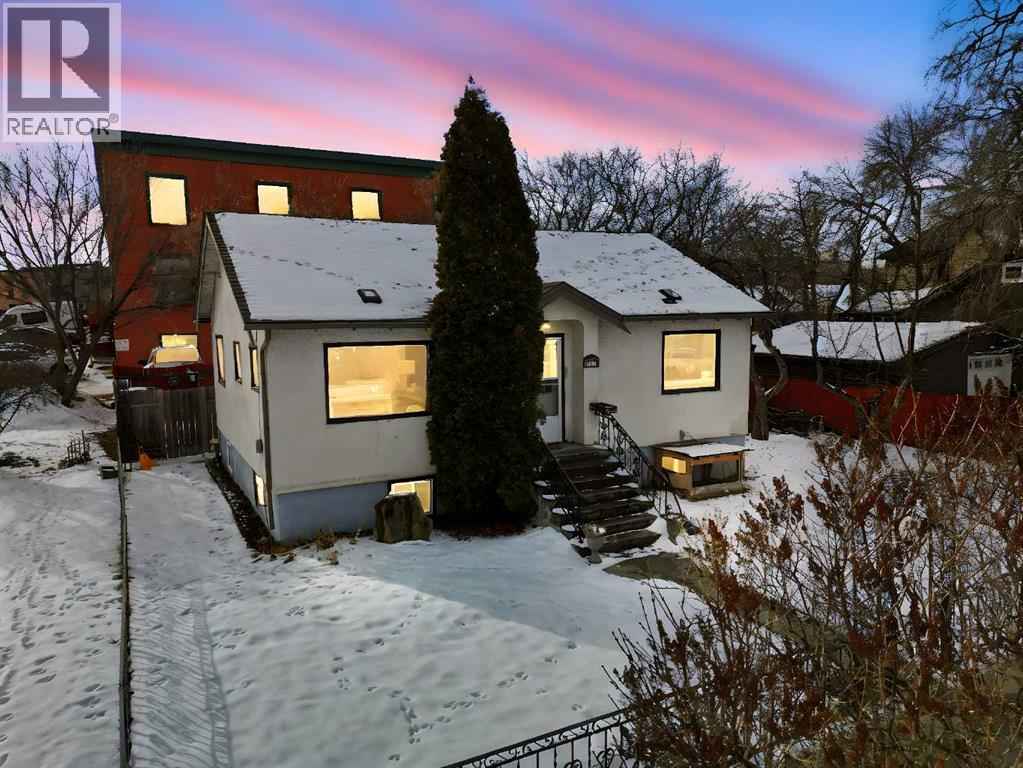 1339 11 Avenue SE, Calgary, Alberta  T2G 0Z6 - Photo 3 - A2282864