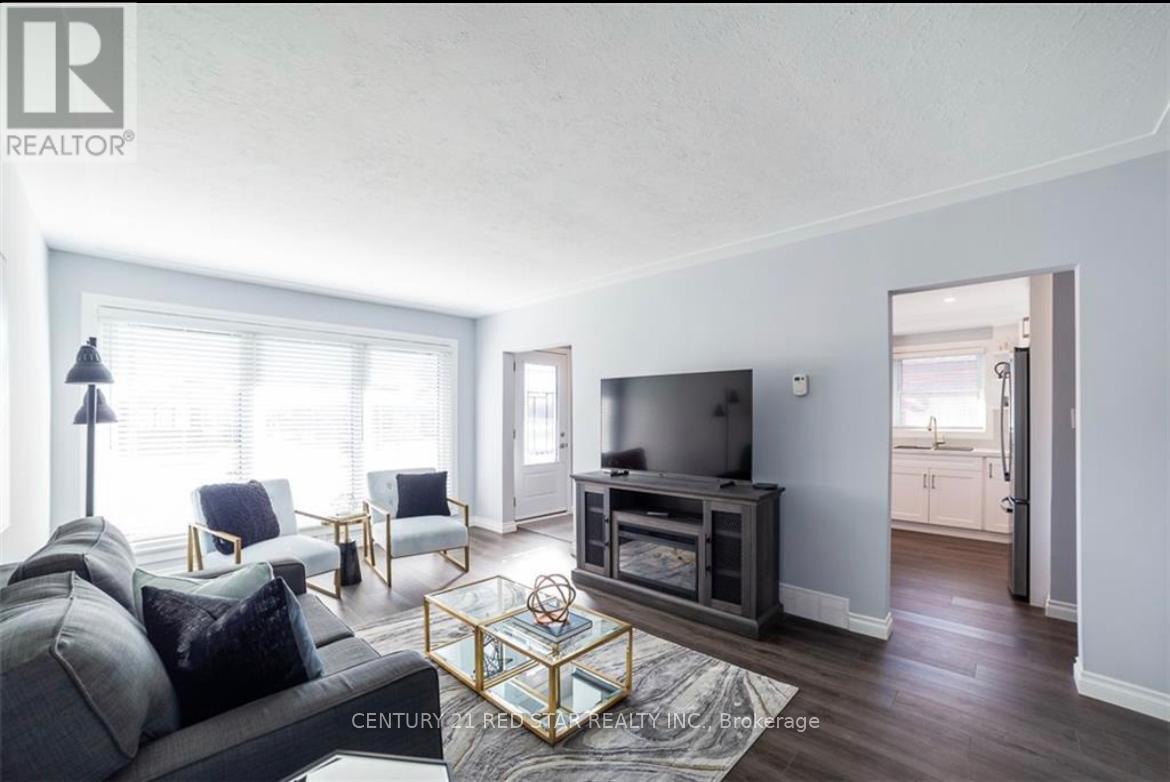 380 East 19th Street, Hamilton, Ontario  L9A 4S8 - Photo 3 - X13162010