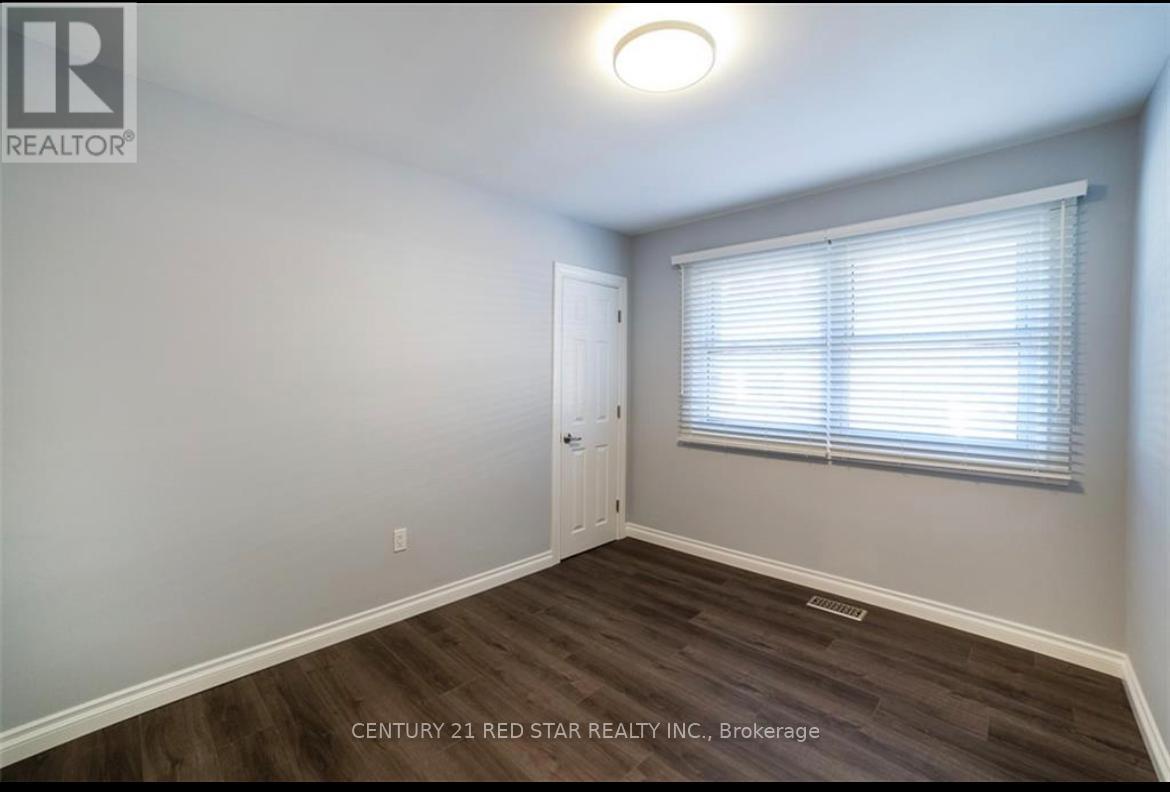 380 East 19th Street, Hamilton, Ontario  L9A 4S8 - Photo 5 - X13162010