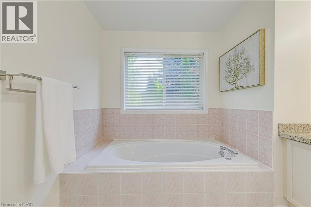 5875 Fieldon Road, Mississauga, Ontario  L5M 5K5 - Photo 25 - 40832642