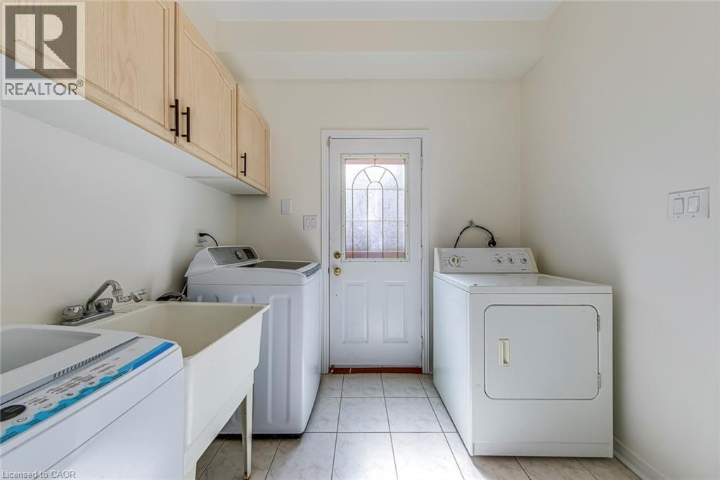 5875 Fieldon Road, Mississauga, Ontario  L5M 5K5 - Photo 17 - 40832642
