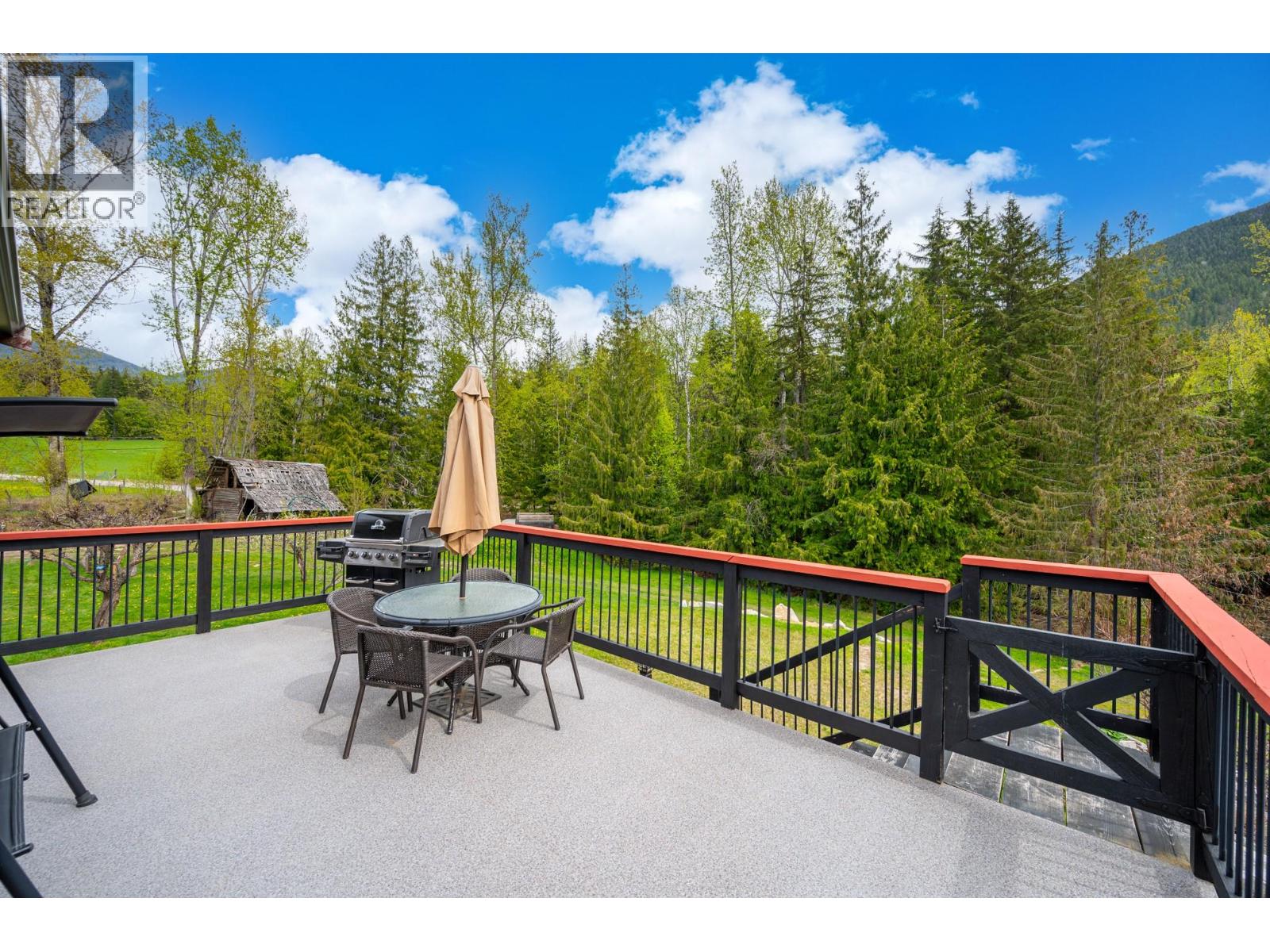 787 Crescent Bay Road, Nakusp, British Columbia V0G 1R1 - Photo 30 - 10387999