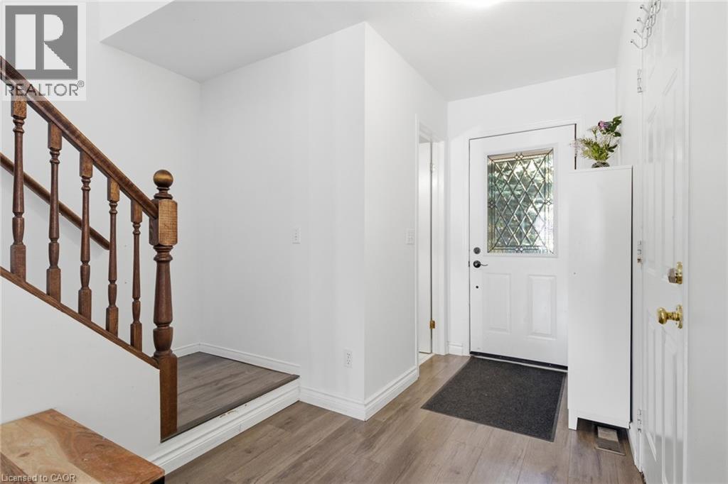 179 Dalecroft Place, Waterloo, Ontario  N2T 2T1 - Photo 9 - 40832675