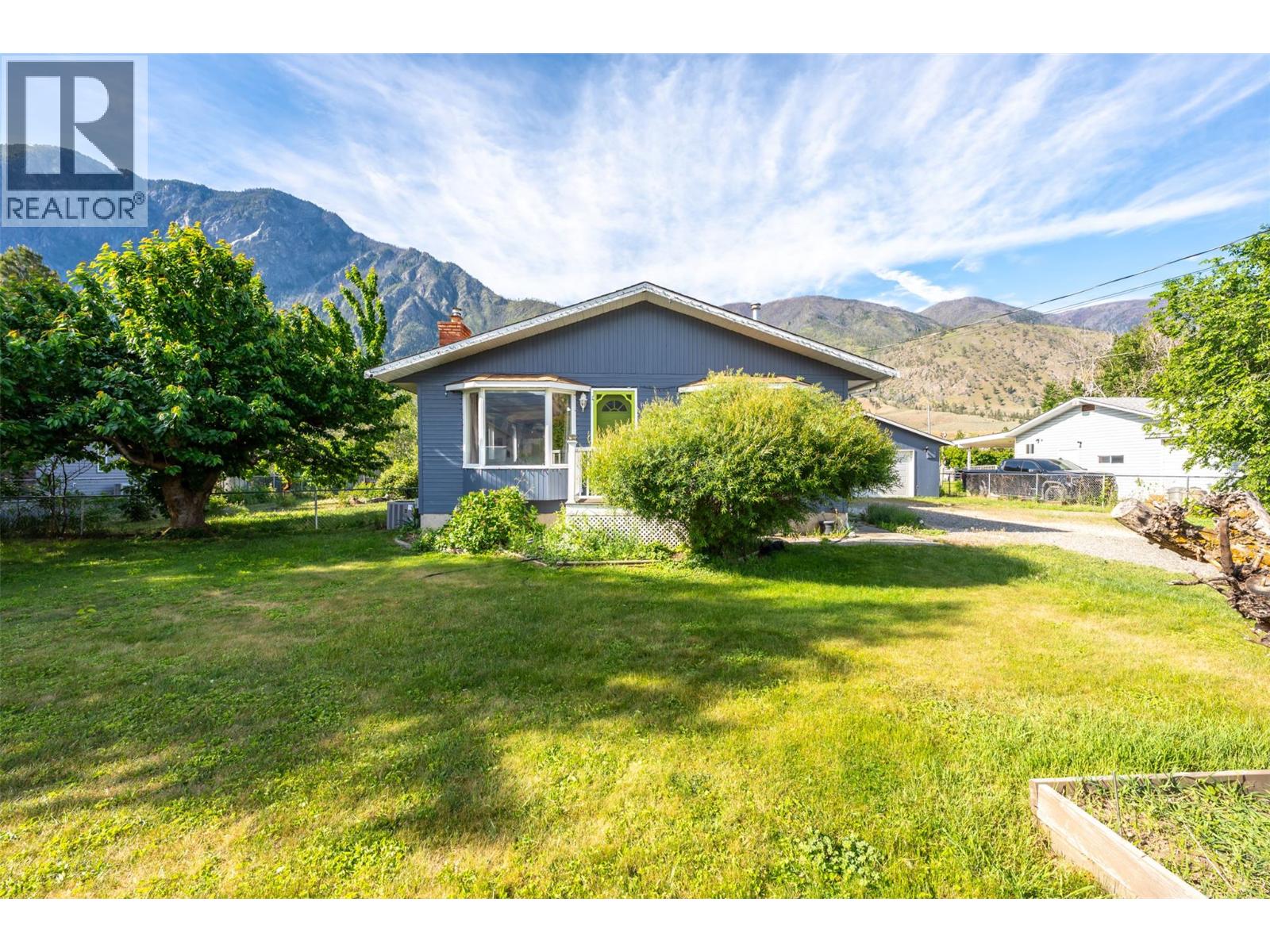 1220 Sykes Cres Sykes Crescent, Keremeos, British Columbia  V0X 1N3 - Photo 4 - 10388200