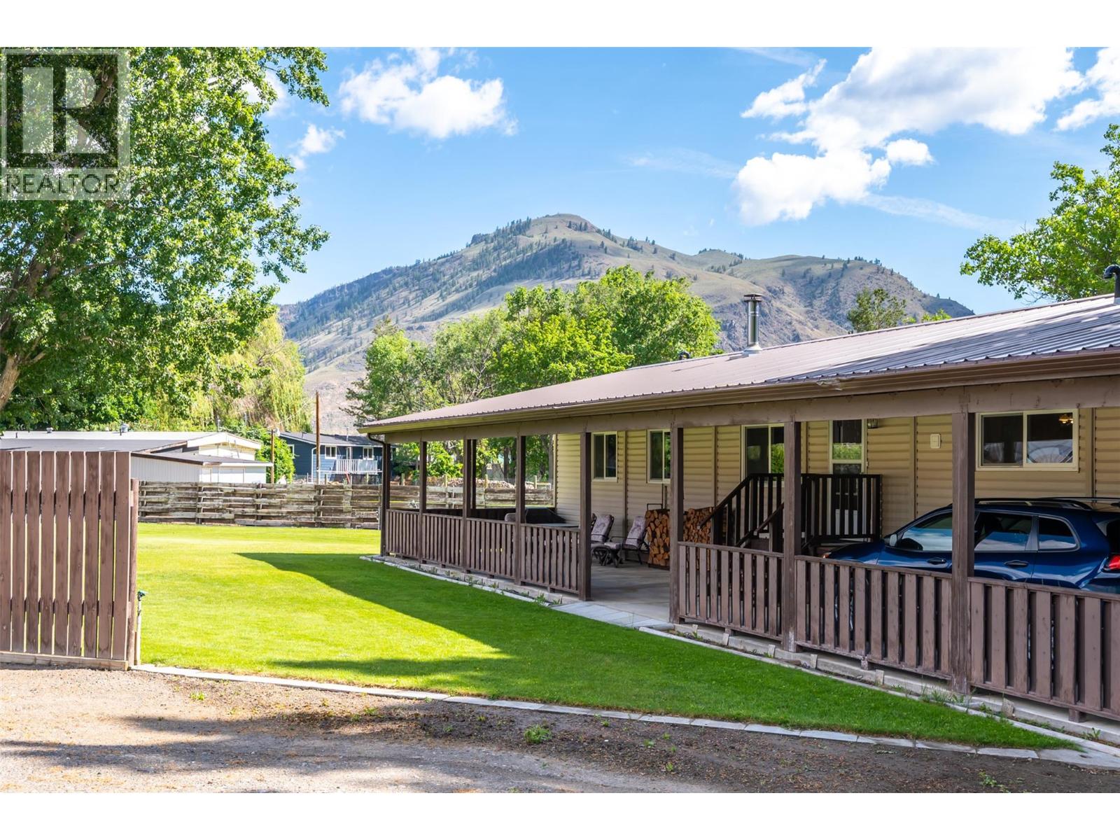 2144 Hwy 3 Highway, Cawston, British Columbia  V0X 1C2 - Photo 1 - 10388267