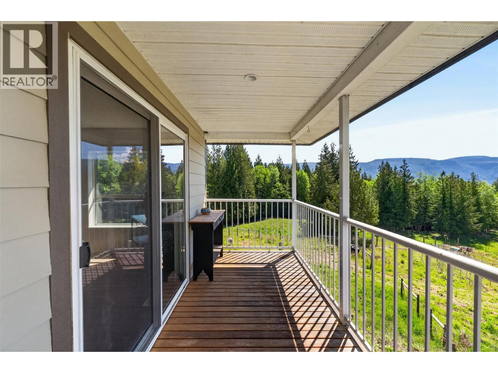 31 Violet Road, Grindrod, British Columbia  V0E 1Y0 - Photo 17 - 10388469