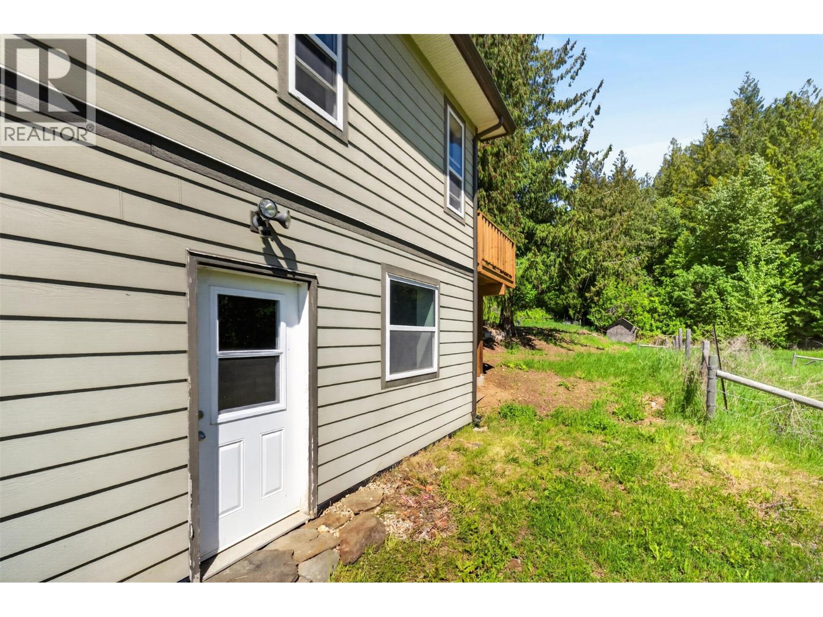 31 Violet Road, Grindrod, British Columbia  V0E 1Y0 - Photo 61 - 10388469