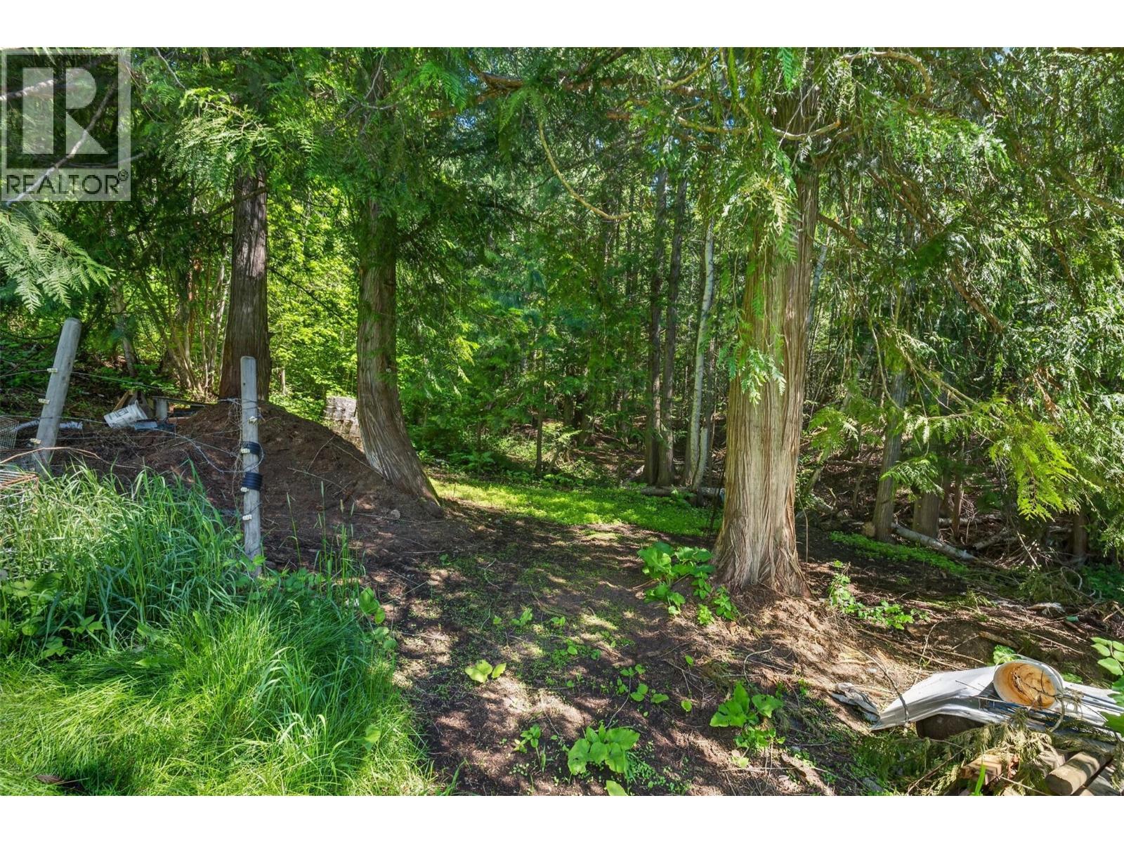 31 Violet Road, Grindrod, British Columbia  V0E 1Y0 - Photo 49 - 10388469