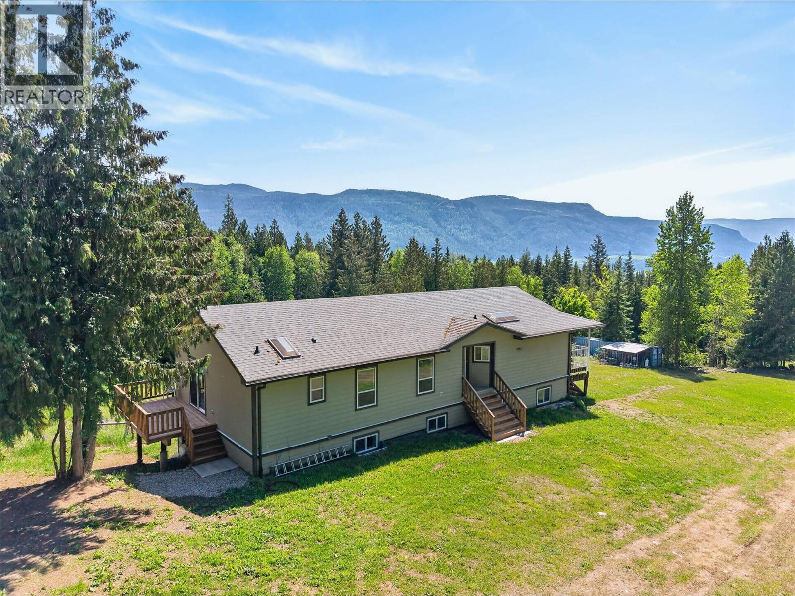31 Violet Road, Grindrod, British Columbia  V0E 1Y0 - Photo 1 - 10388469