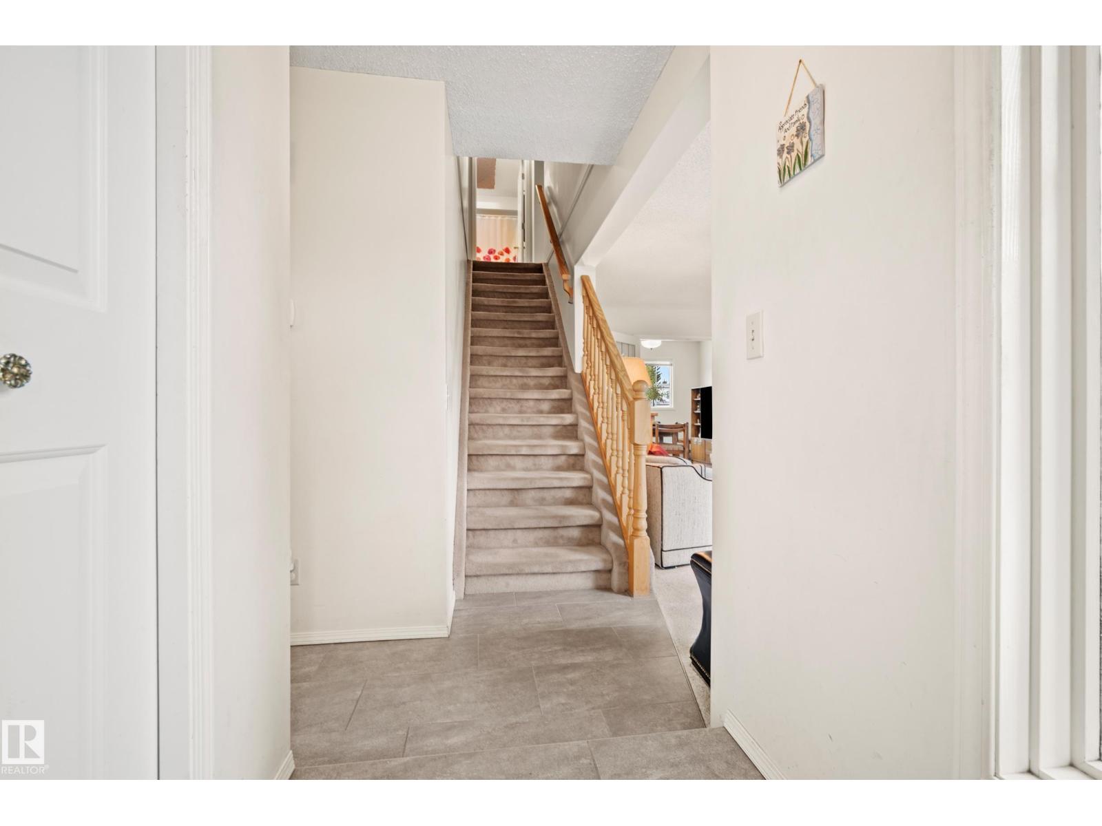 4 Wild Rose Pl, Sherwood Park, Alberta  T8H 1H1 - Photo 5 - E4489361