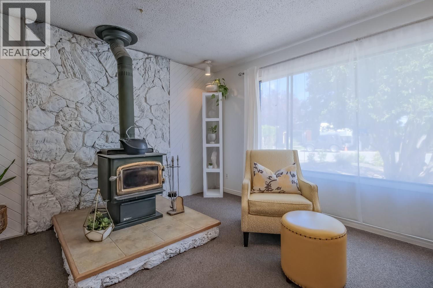 182 Blairmore Crescent, Penticton, British Columbia  V2A 7C5 - Photo 7 - 10388509