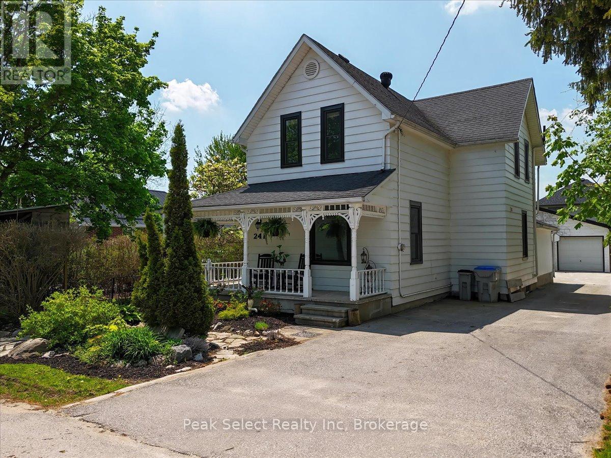 241 King Street, Lucan Biddulph (Granton), Ontario  N0M 1V0 - Photo 4 - X13162256