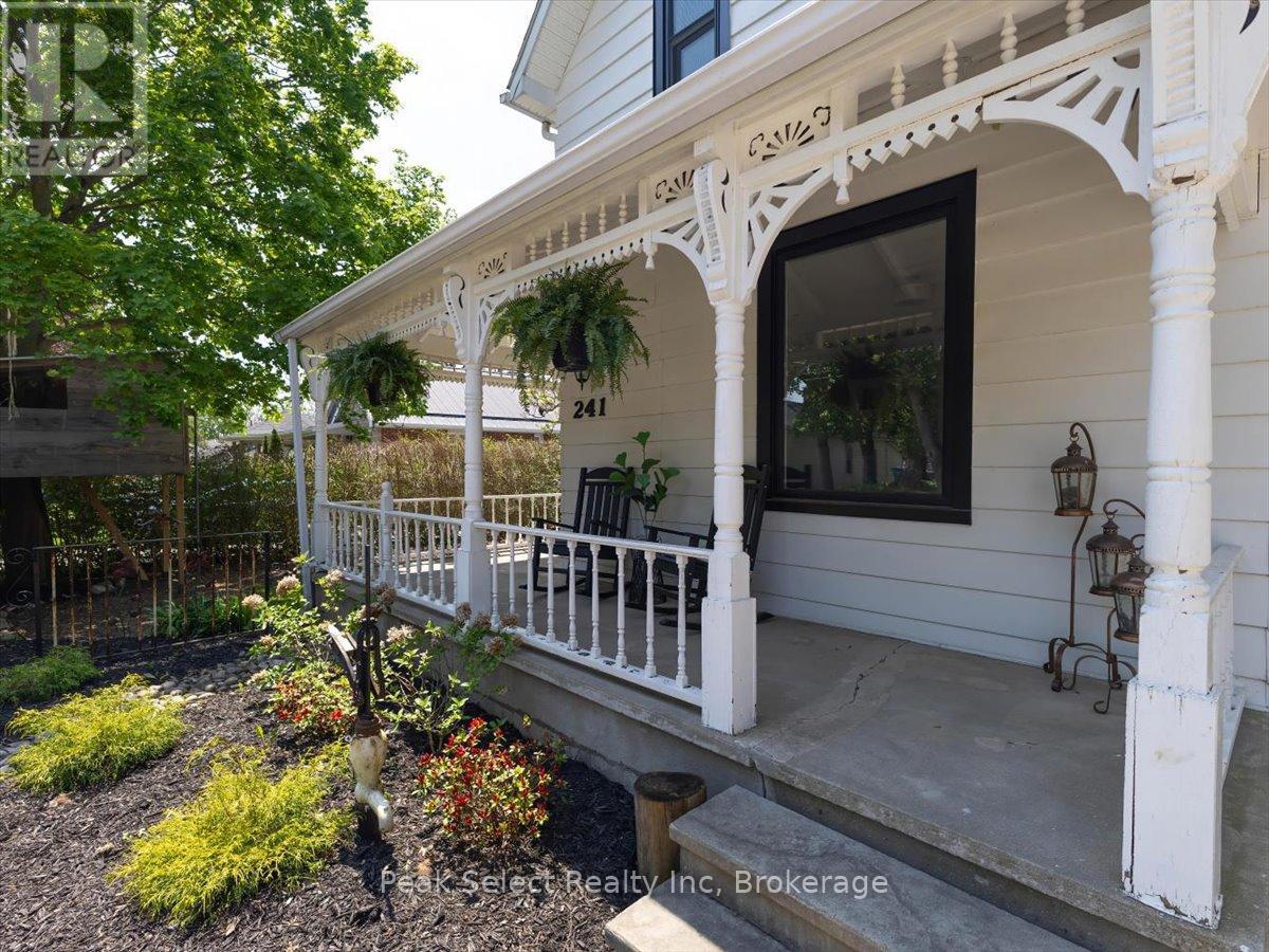 241 King Street, Lucan Biddulph (Granton), Ontario  N0M 1V0 - Photo 5 - X13162256