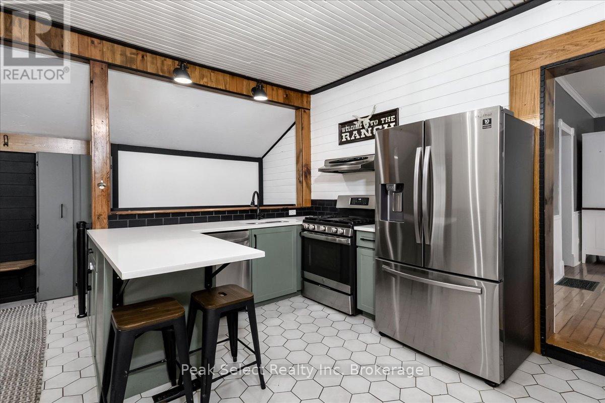 241 King Street, Lucan Biddulph (Granton), Ontario  N0M 1V0 - Photo 9 - X13162256
