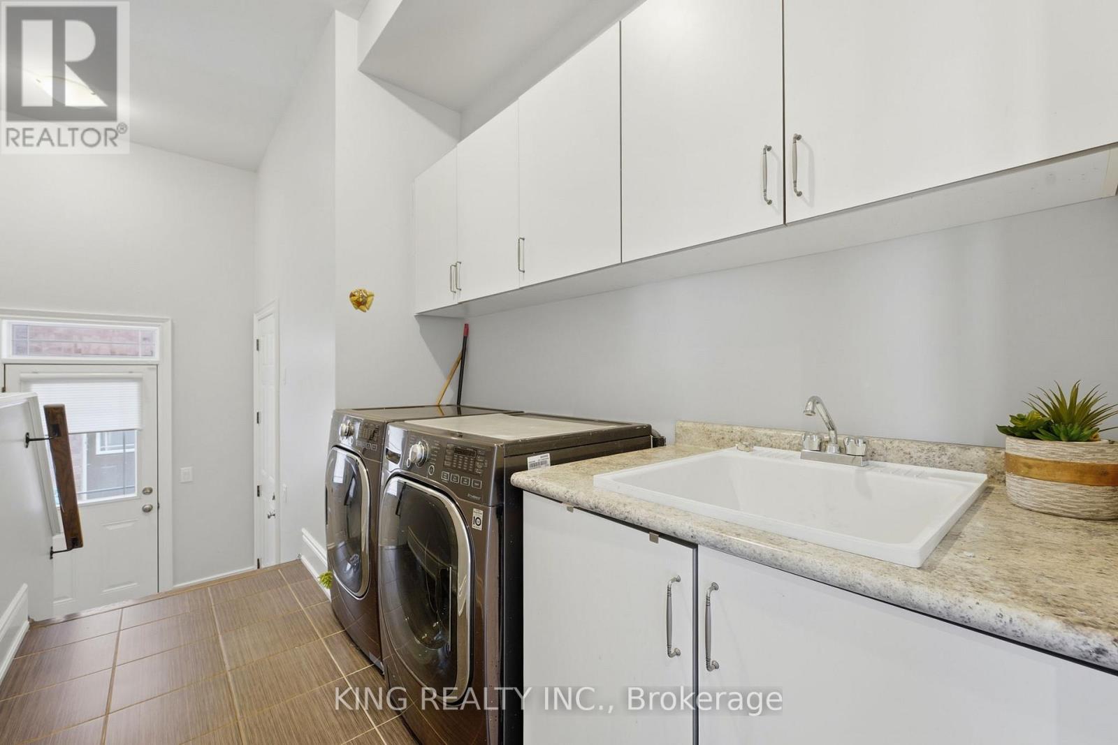 76 Chesney Crescent, Vaughan, Ontario  L4H 4A5 - Photo 15 - N13159256