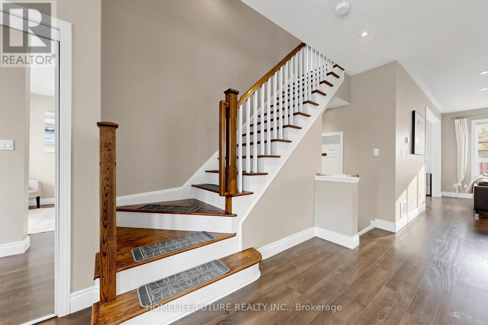 2440 Hollybrook Drive, Oakville, Ontario  L6M 4S8 - Photo 23 - W13156334