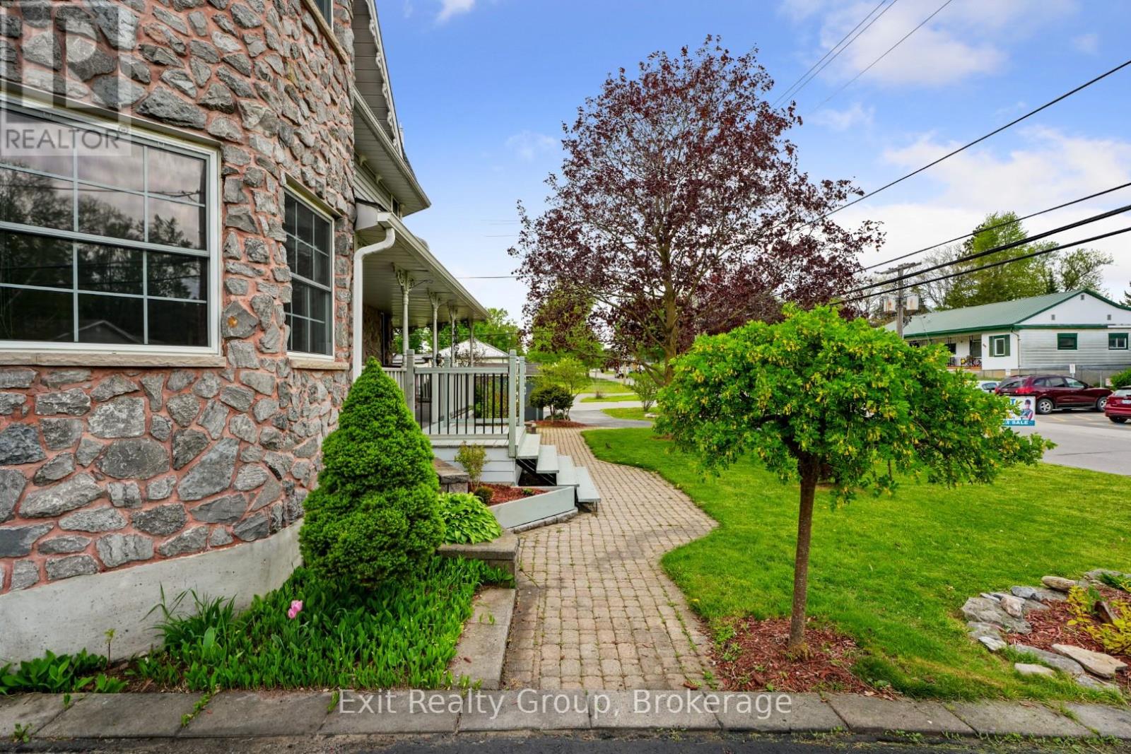189 Church Street, Stirling-Rawdon, Ontario  K0K 3E0 - Photo 5 - X12970252