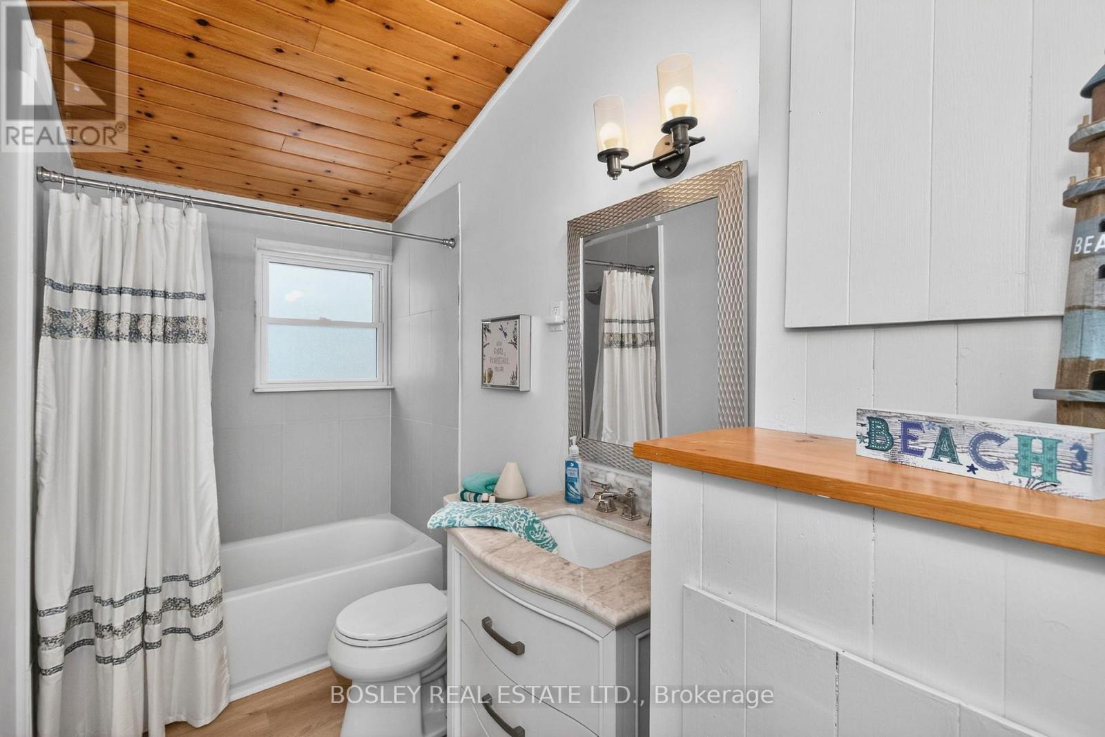 1204 Tiny Beaches Road N, Tiny, Ontario  L9M 0H7 - Photo 17 - S13041952